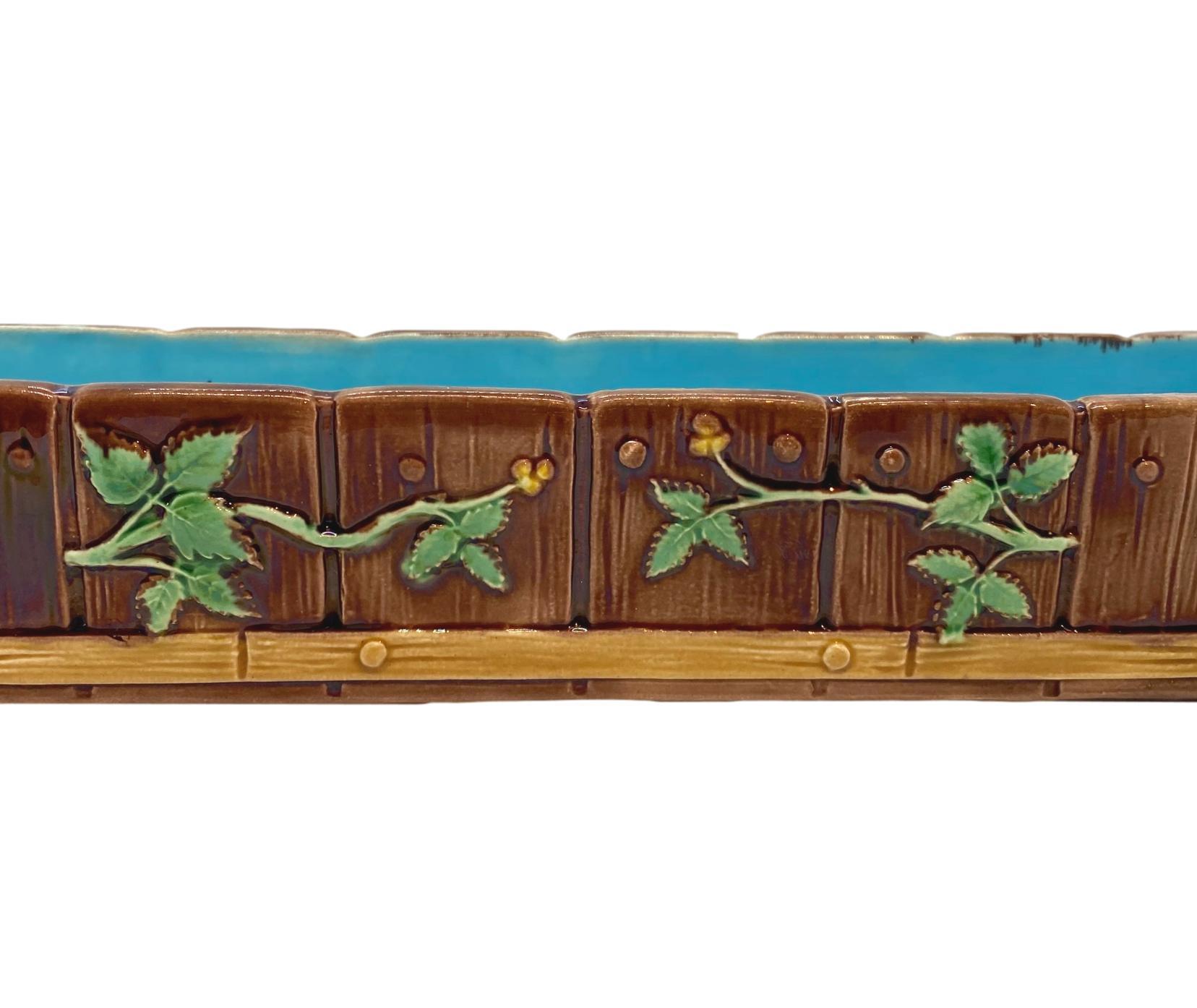 Minton Majolica Small Jardinière Flower Trough Singed, Dated 1871 In Good Condition For Sale In Banner Elk, NC