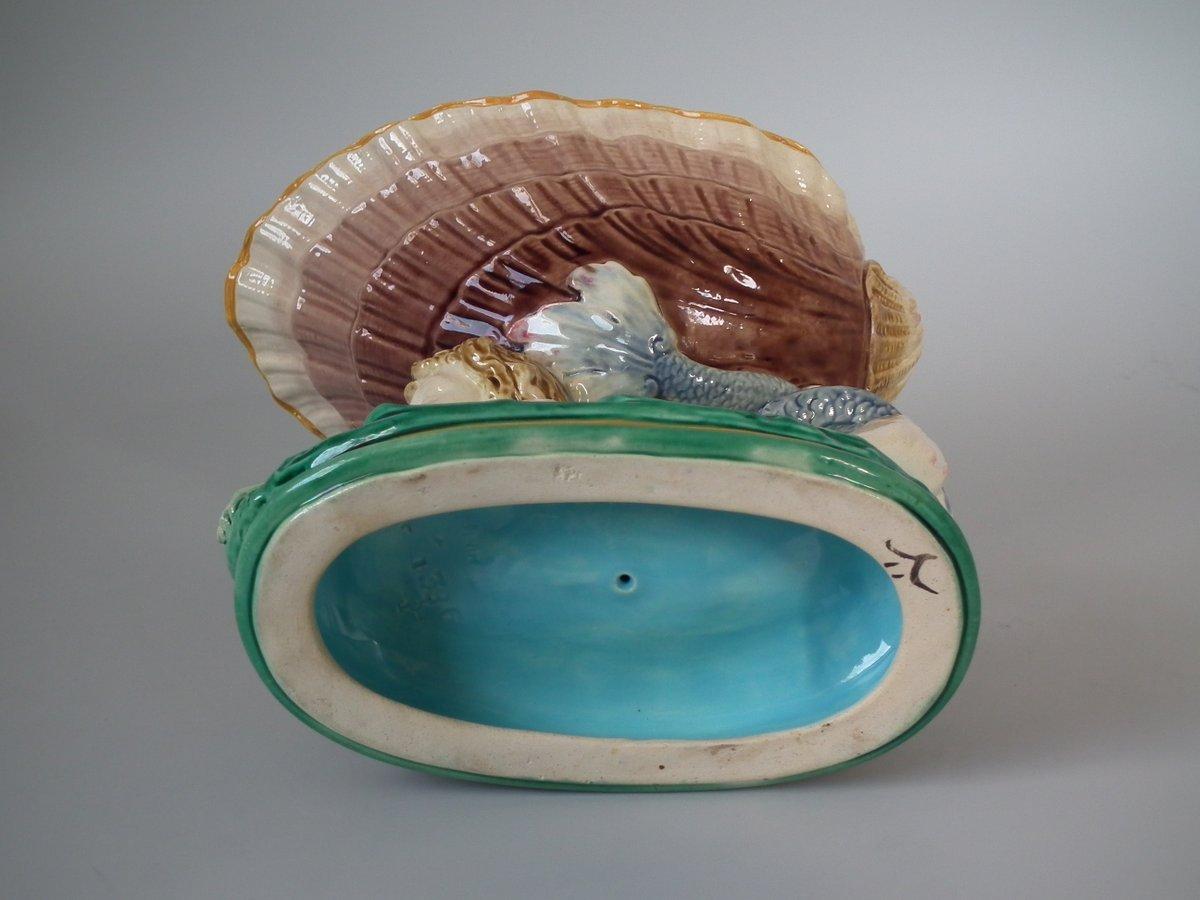 Minton Majolica Triton and Shell Serving Dish In Good Condition For Sale In Chelmsford, Essex