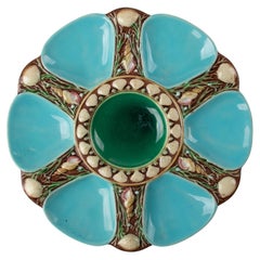 Assiette à huîtres à six puits en majolique turquoise de Minton, anglaise, datée de 1874