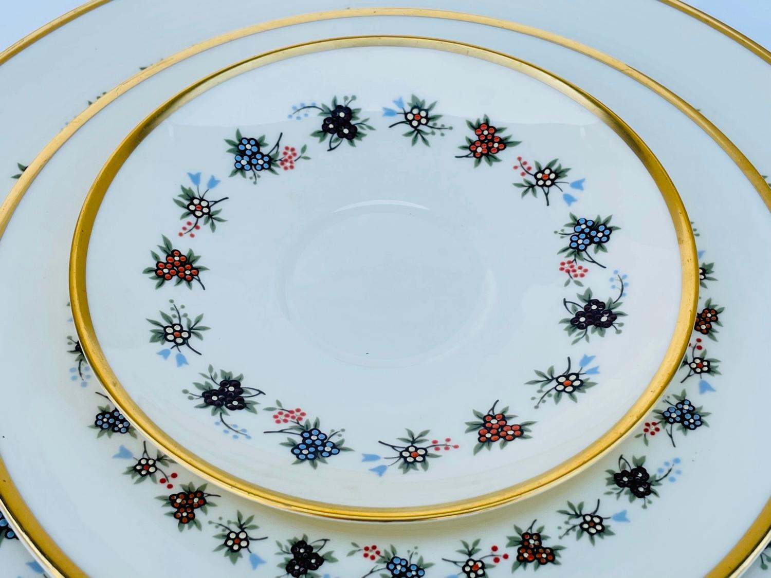 Hand-Painted Minton Mirabeau Dining, Salad, Saucer Plates & Cups 8 For Sale