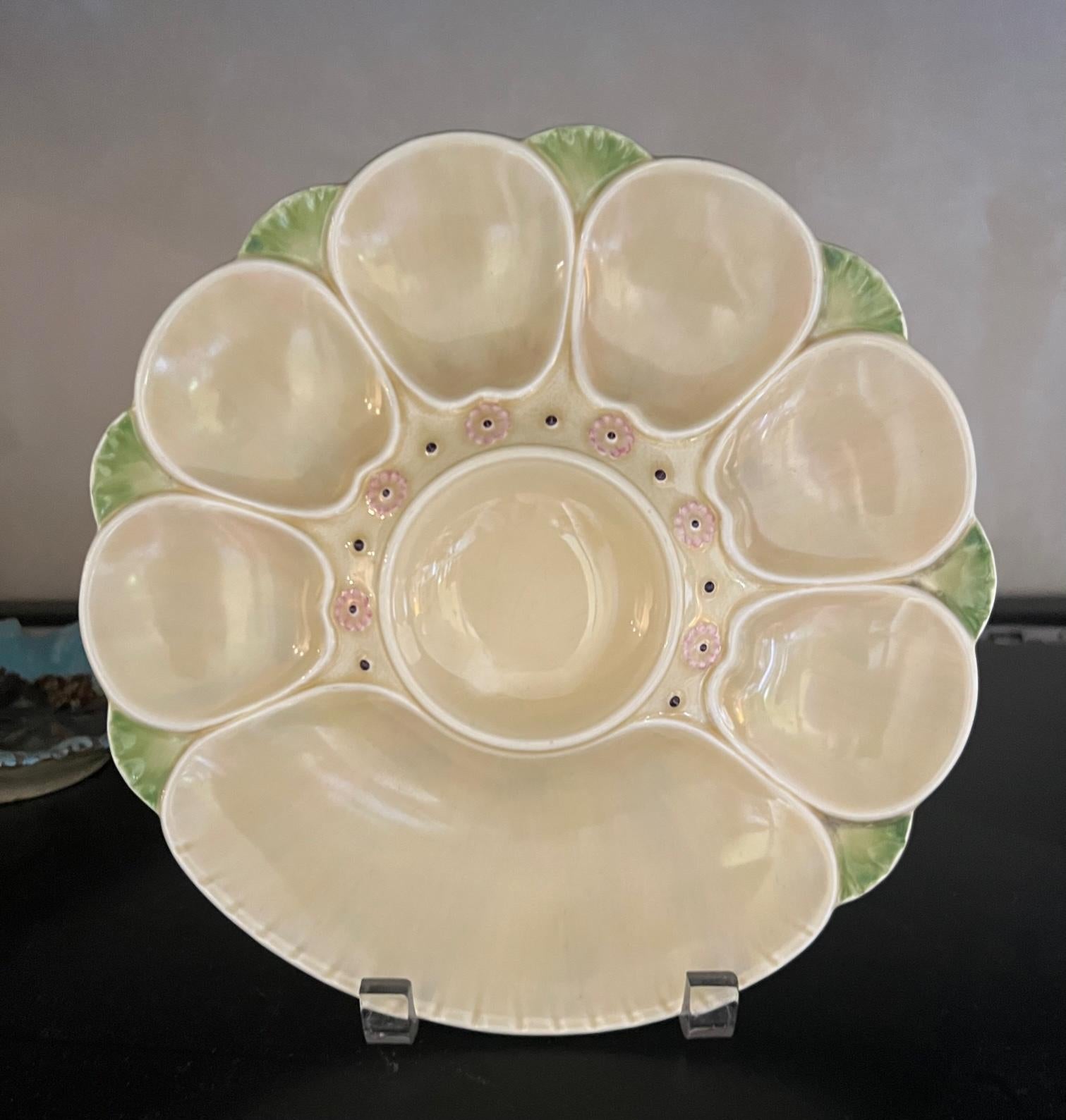 English Minton Oyster Plate Cream With Pink Flowers, Circa 1900 For Sale