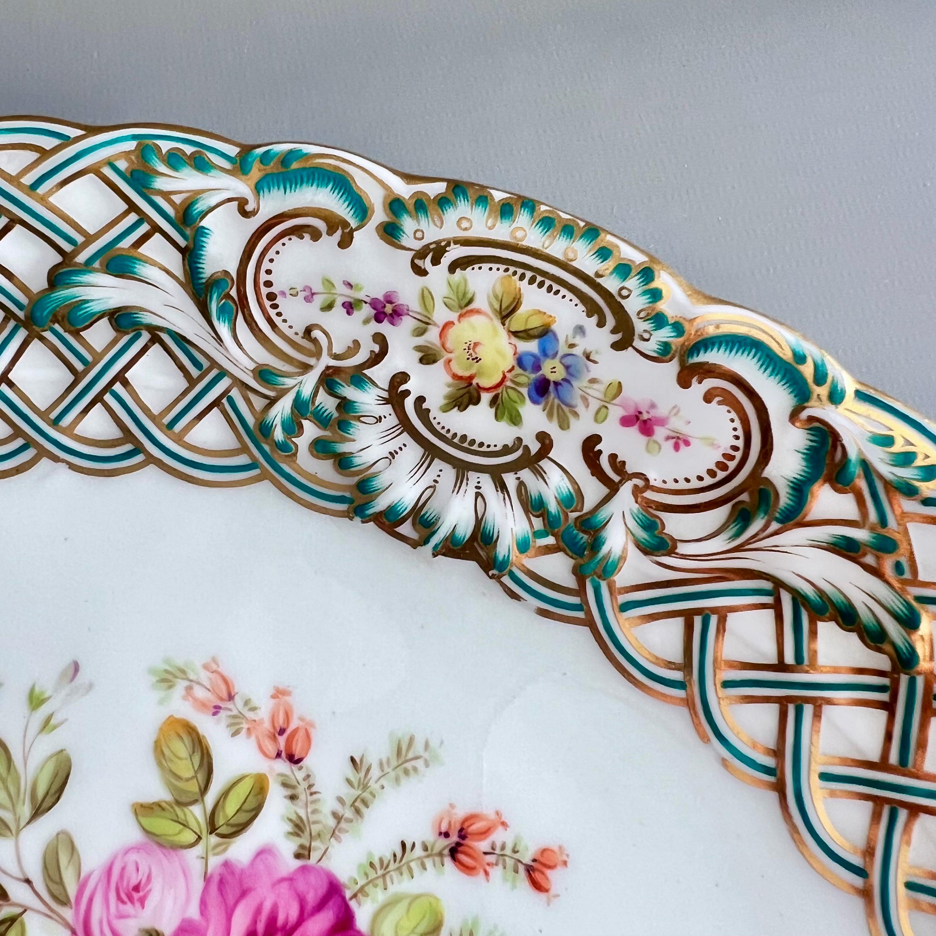 Pareja de platos ovalados Minton, Newcastle en relieve, Flores J. Bancroft, 1857 en venta 3