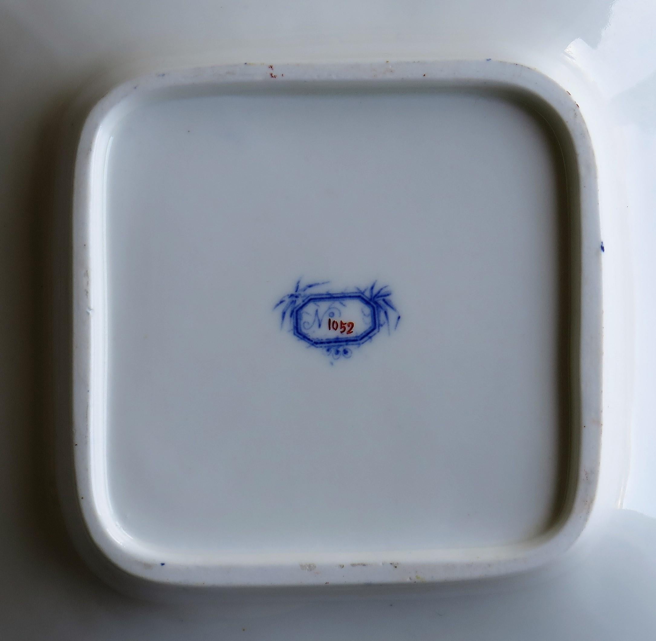 Minton Porcelain Handled Dish or Plate in Imari Pattern 1052, English circa 1825 8