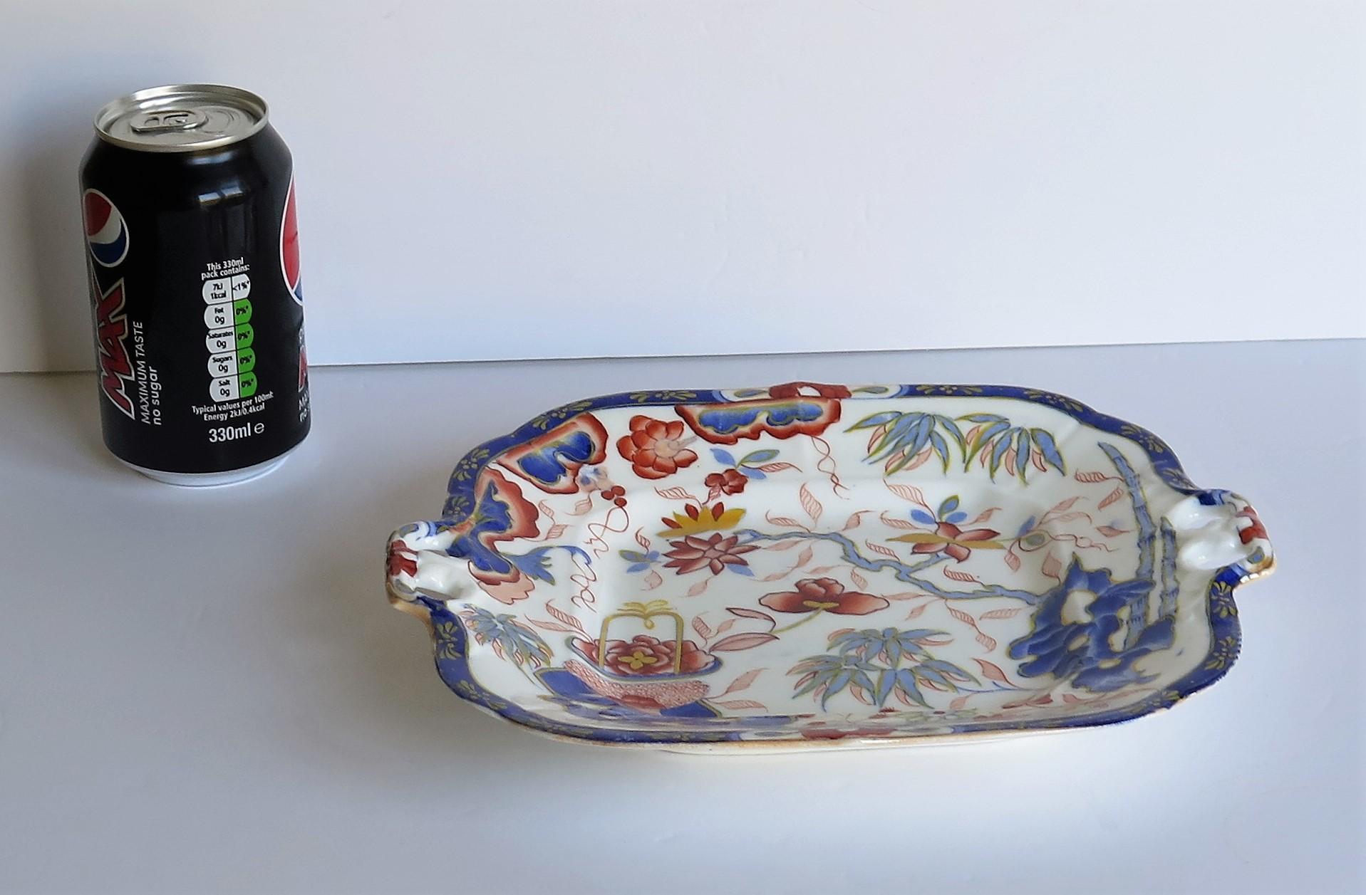 Minton Porcelain Handled Dish or Plate in Imari Pattern 1052, English circa 1825 11