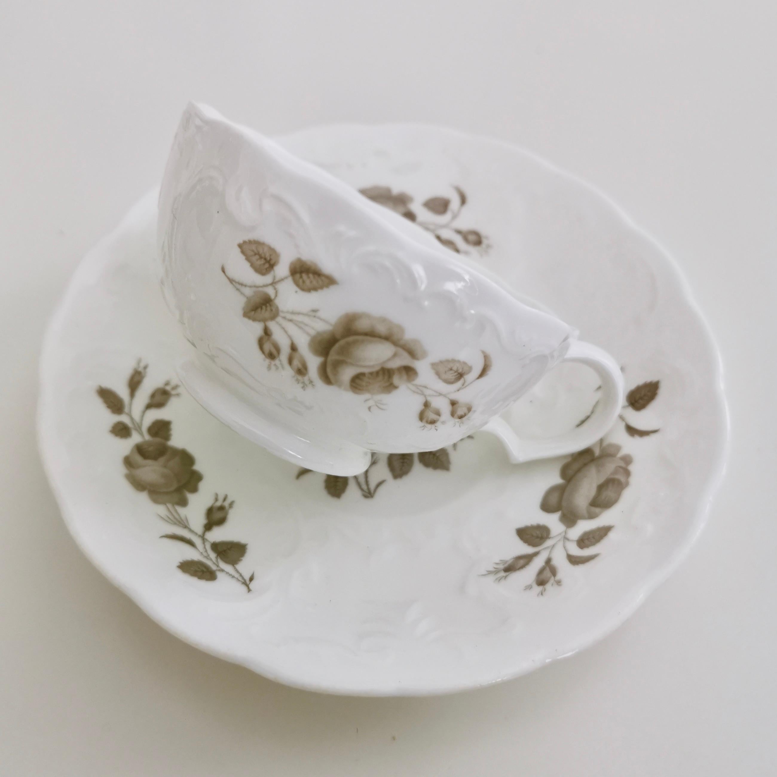 Minton Porcelain Teacup Trio, Bath Embossed White with Sepia Roses, Regency 1830 In Good Condition For Sale In London, GB