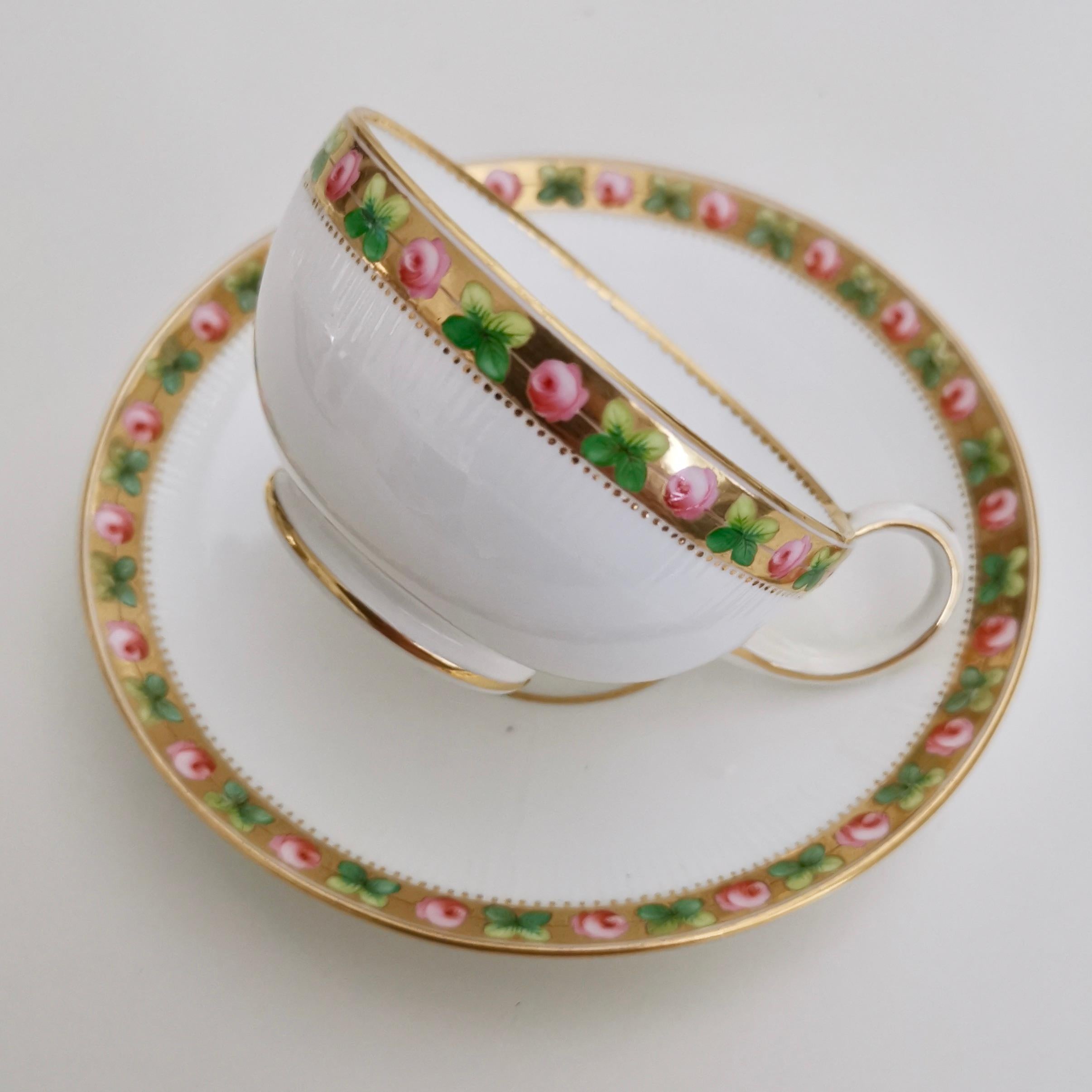 Victorian Minton Porcelain Teacup, White Paris Fluted with Roses and Gilt, 1862