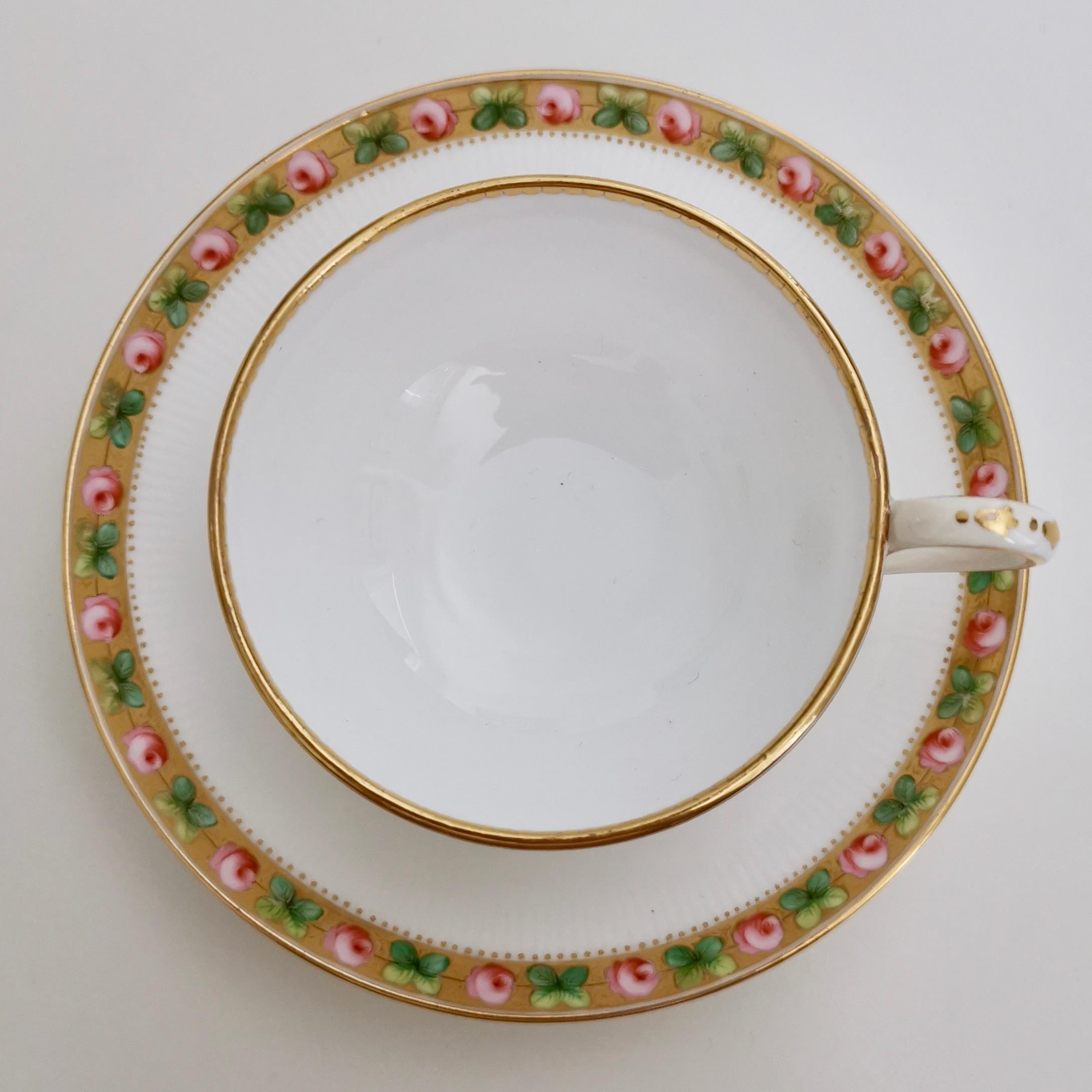 Hand-Painted Minton Porcelain Teacup, White Paris Fluted with Roses and Gilt, 1862