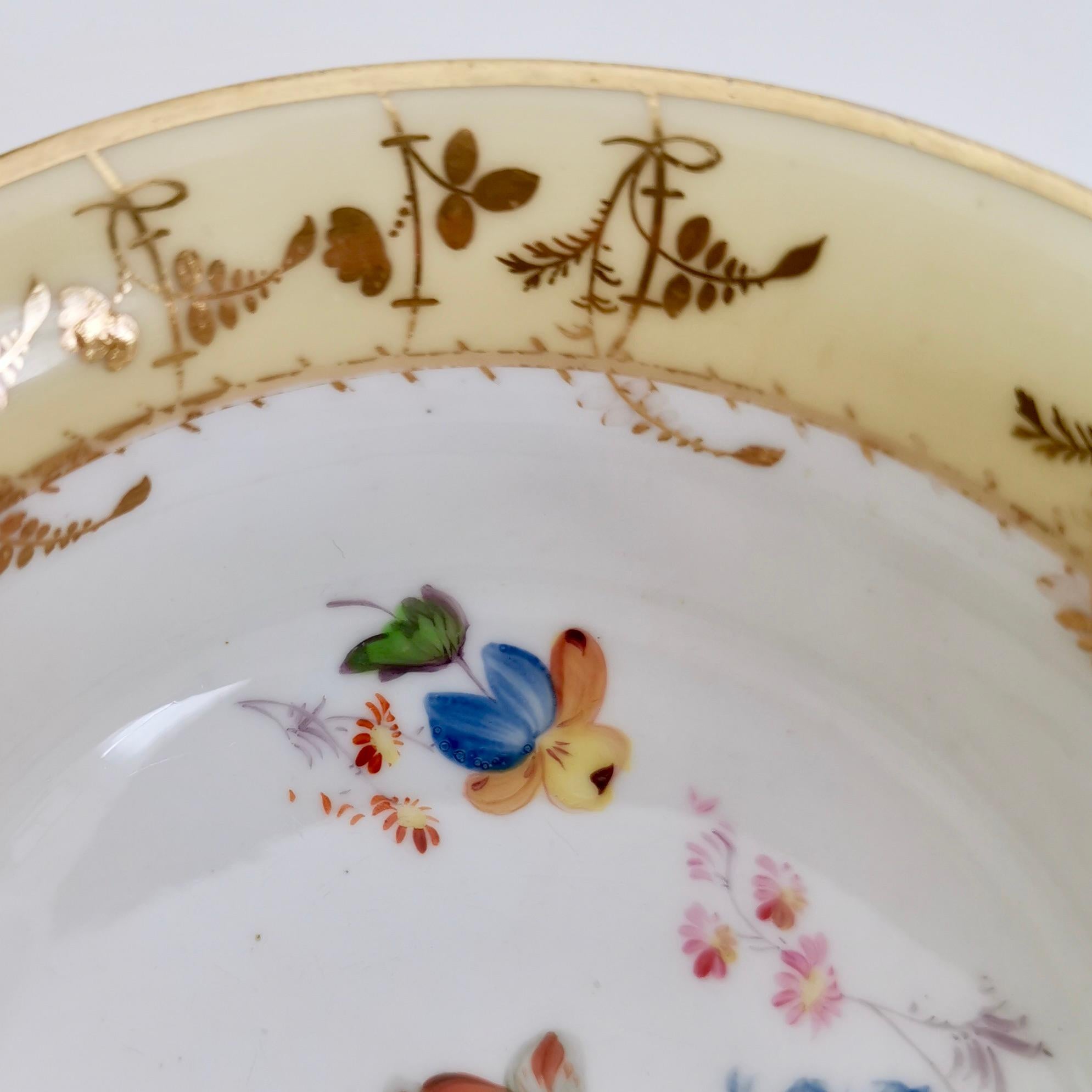 Minton Porcelain Teacup, Yellow with Hand Painted Flowers, Regency, circa 1825 4