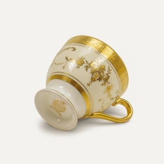 Minton 'Riverton' Raised Gilt Dinner Service 105 Pieces for 12 people circa 1950