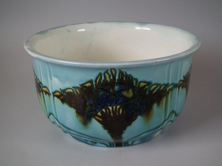 Early 20th Century Minton Secessionist Chamber Pot For Sale