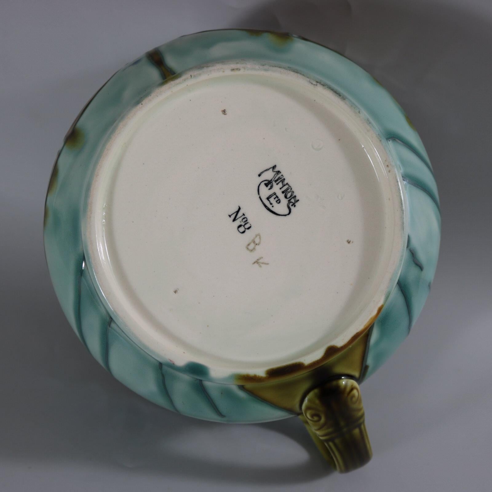 Minton Secessionist No.8 Chamber Pot In Good Condition For Sale In Chelmsford, Essex