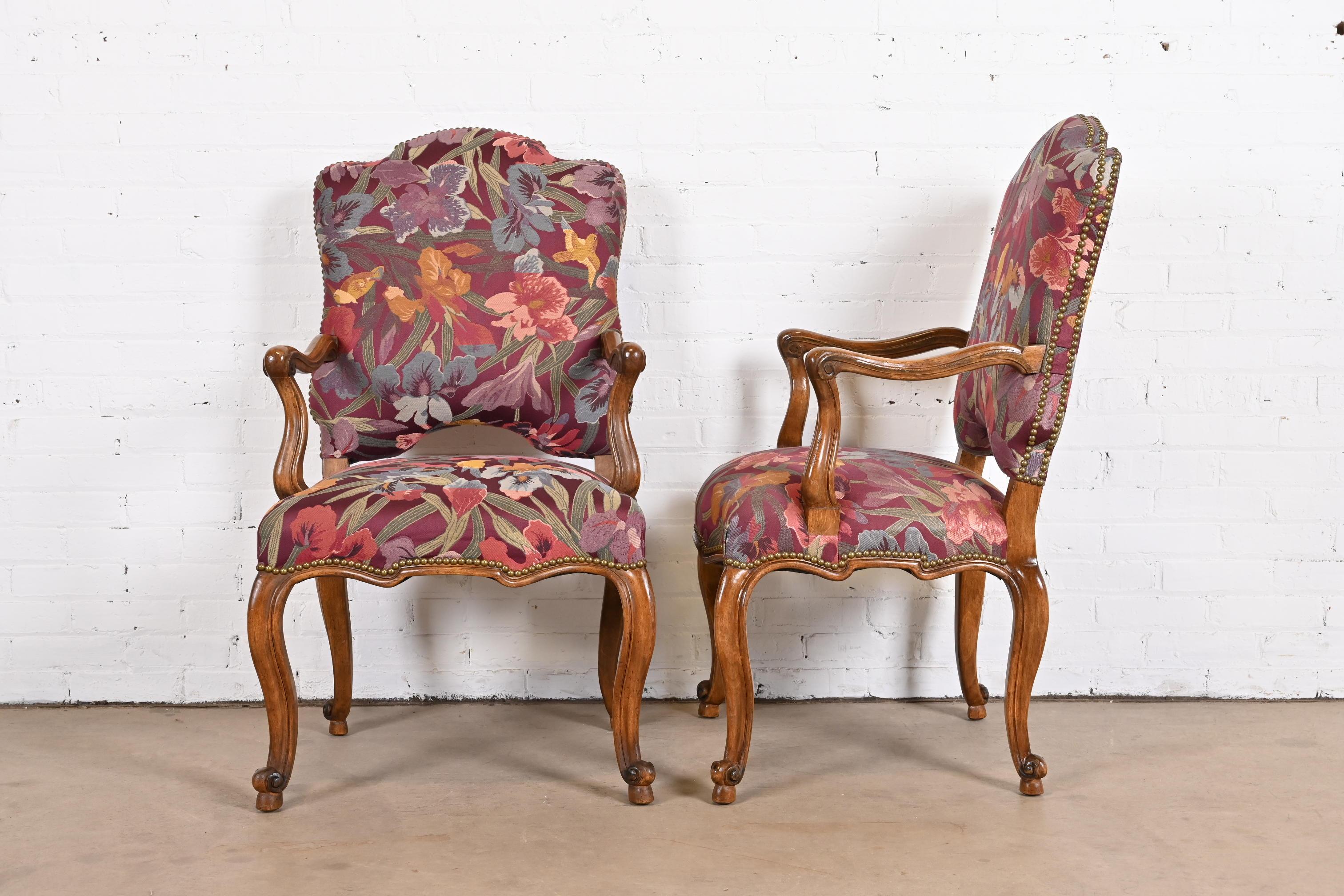 Minton Spidell French Louis XV Style Walnut Dining Arm Chairs, Set of Six For Sale 2