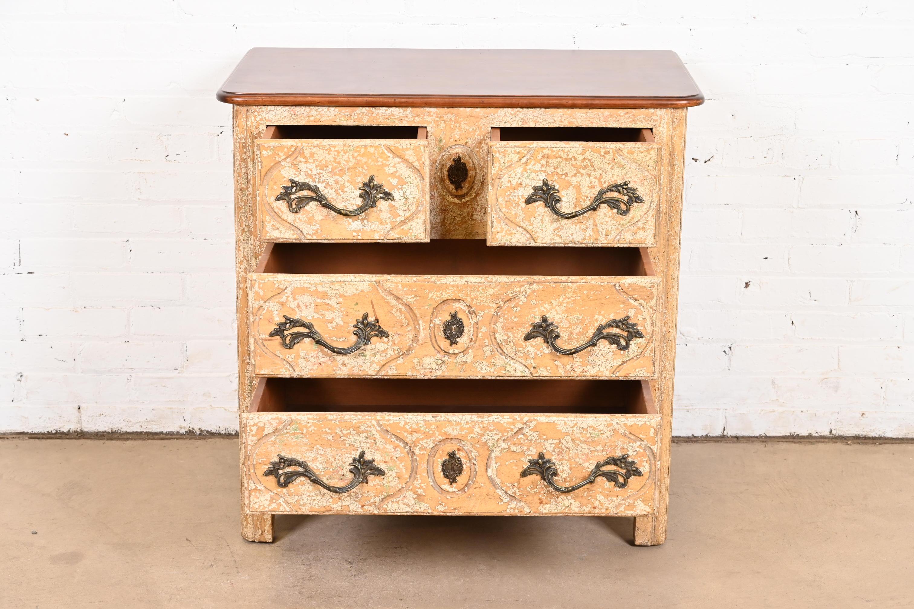 Ottone Minton Spidell - Comodino provinciale Luigi XV in vendita