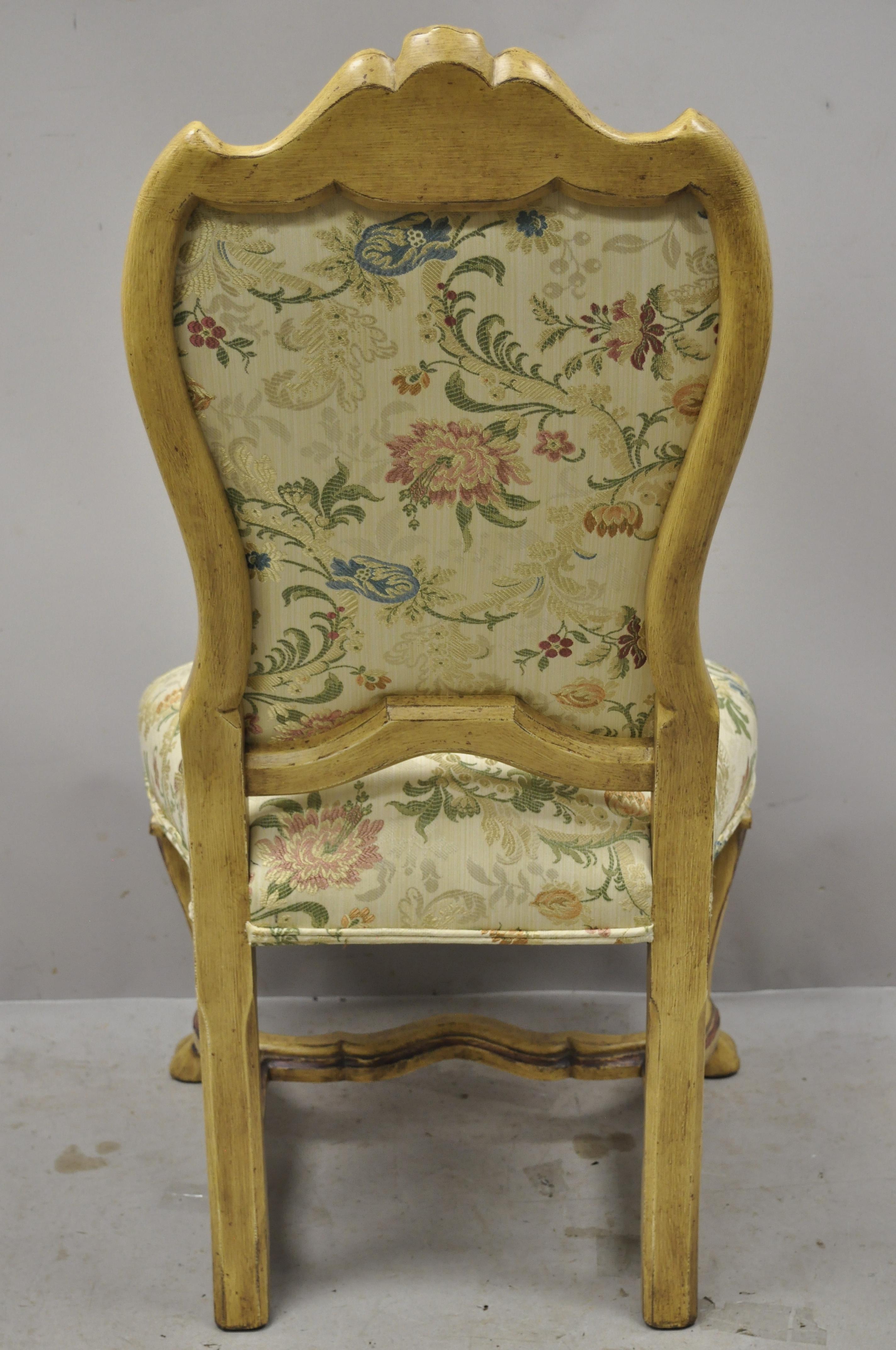 Chaises de salle à manger italiennes Regency Rococo peintes en crème Minton Spidell, lot de 4 en vente 4