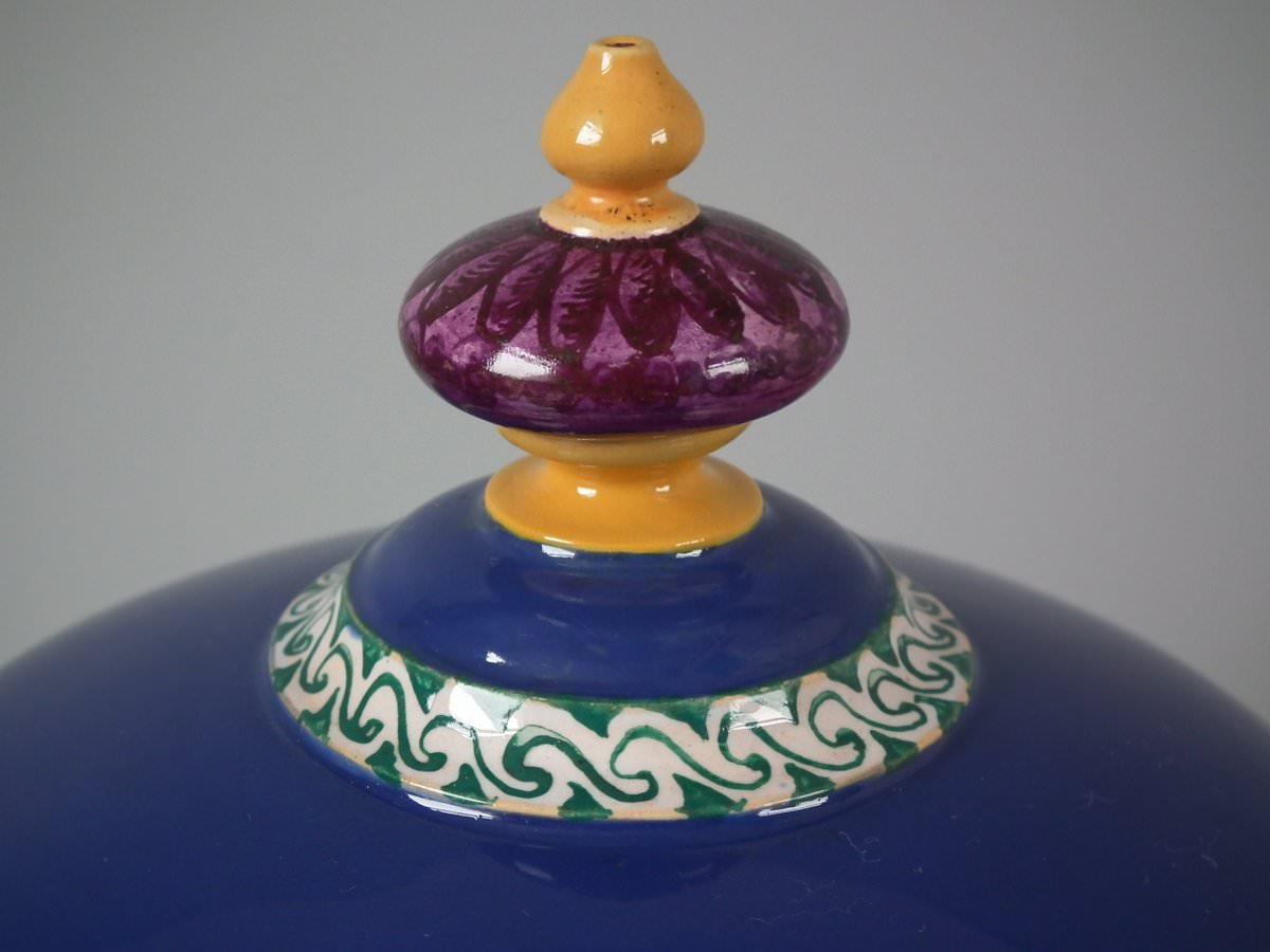 Minton Tin-Glazed Majolica Pictorial Lidded Vase For Sale 11