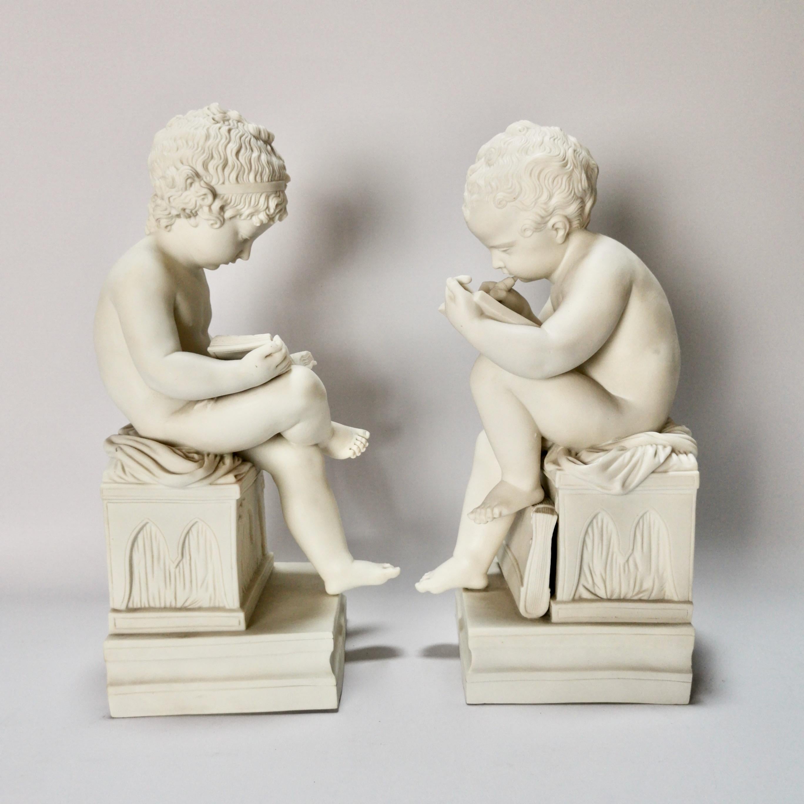 Victorien Figures blanches de Pariennes blanches, L'Enfant Lisant et L'Enfant crivant, d'après Lemire, 19e siècle en vente