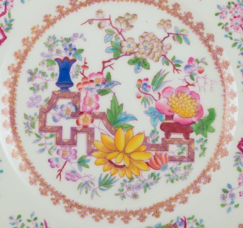 Cineserie Mintons, Inghilterra. Set di sei piatti da pranzo in maiolica. Stile cinese. in vendita