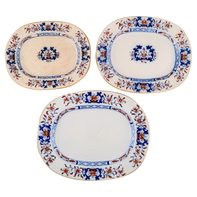 Mintons, Inglaterra, Tres platos antiguos de loza pintados a mano, estilo chino