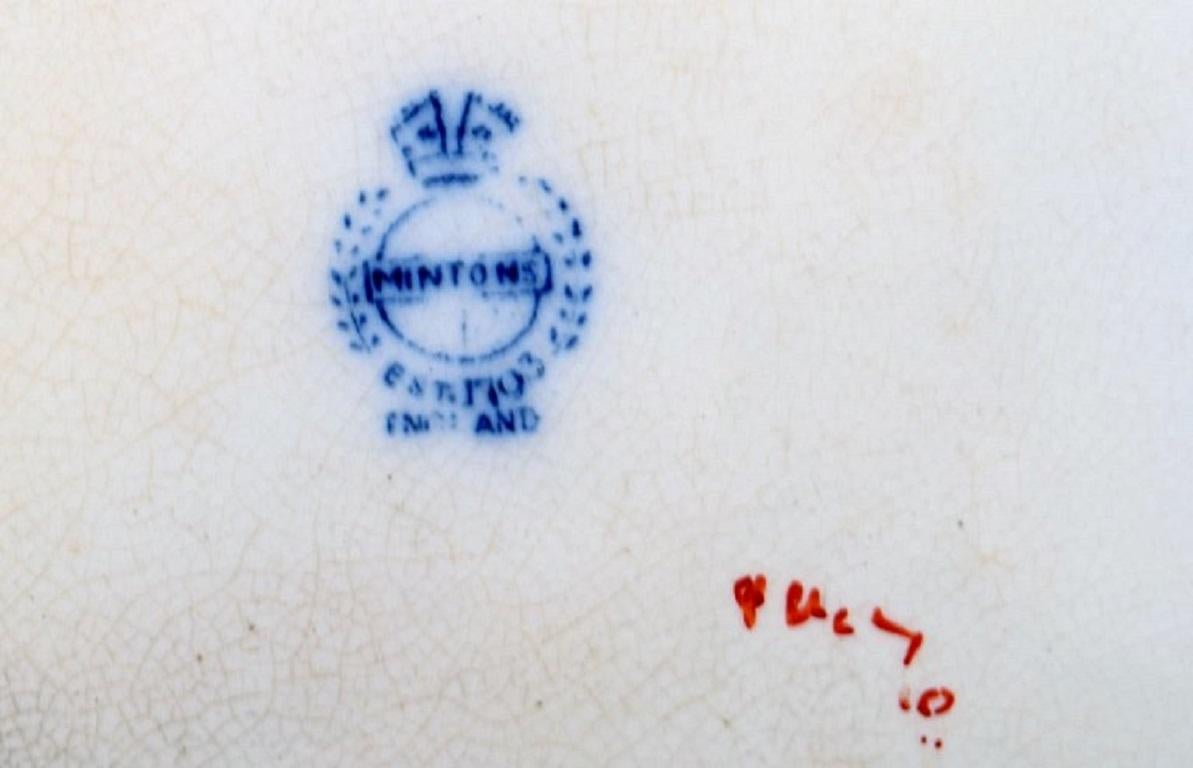 Mintons, Inglaterra, Dos fuentes antiguas de loza pintada a mano, estilo chino Pintado a mano en venta