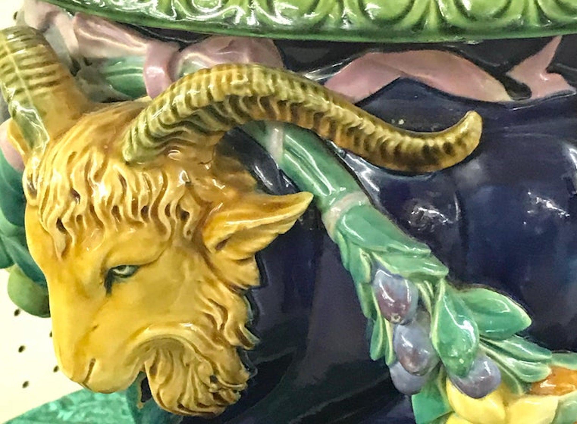 Mintons Majolica Jardinière Designed by Baron Carlo Marochetti In Good Condition For Sale In Atlanta, GA