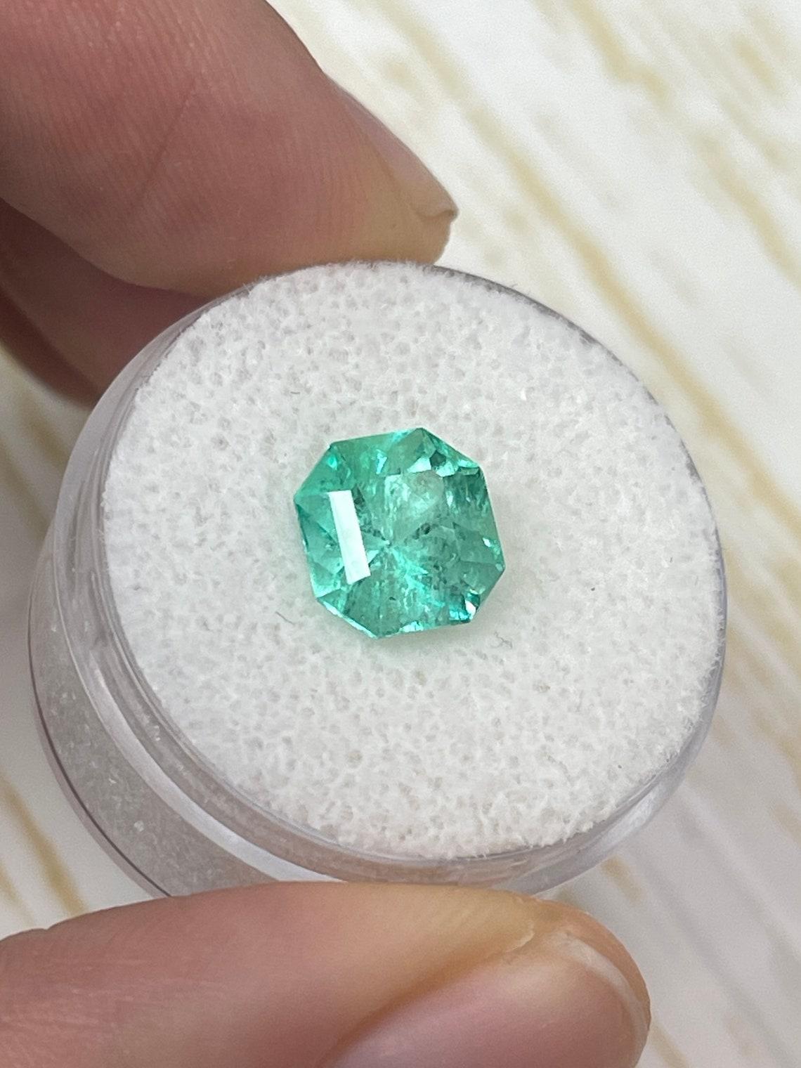 Taglio Asscher Smeraldo colombiano taglio Asscher Art Deco da 2,57 carati - Gemma del mese di maggio in vendita