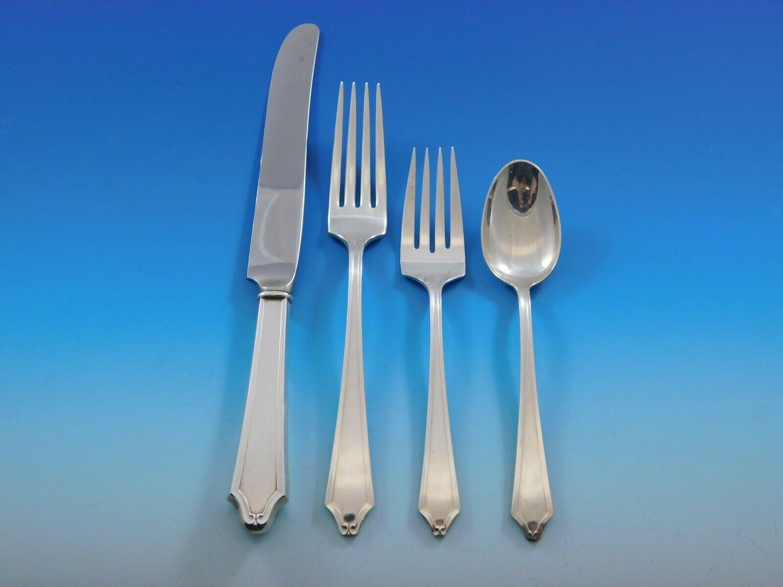 Minuet by International Sterling Flatware Service for 8 Set 52 Pieces In Excellent Condition In Big Bend, WI