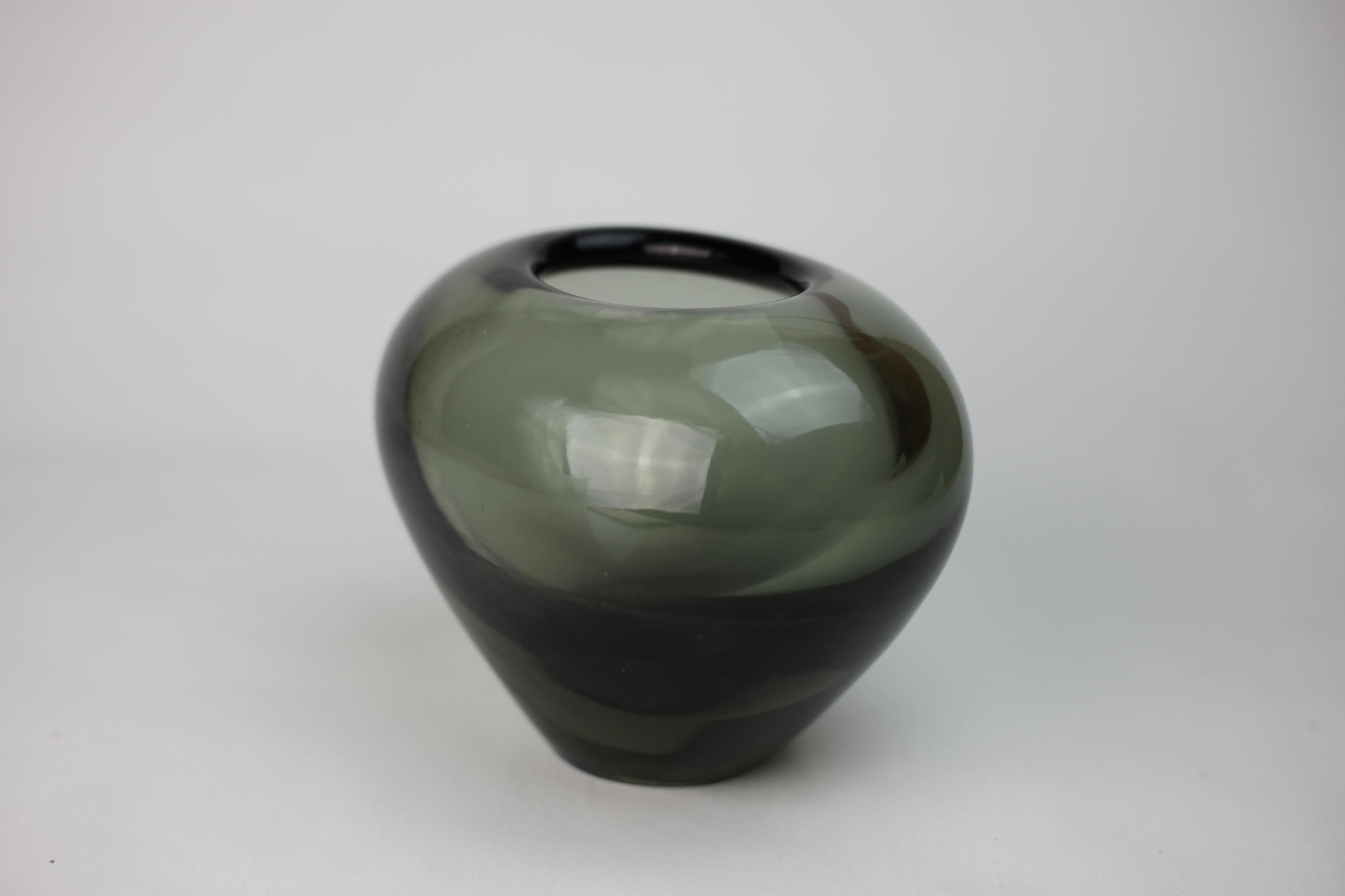 Danish Mid-Century Modernist ''Minuet'' Vase, by Per Lütken For Sale