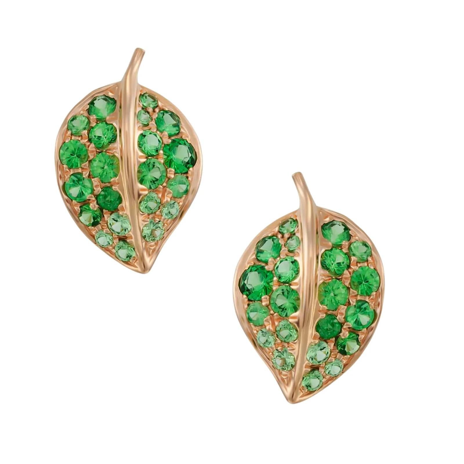 Taglio rotondo Orecchini a foglia in oro rosa 18k e granato verde di Mio Harutaka in vendita