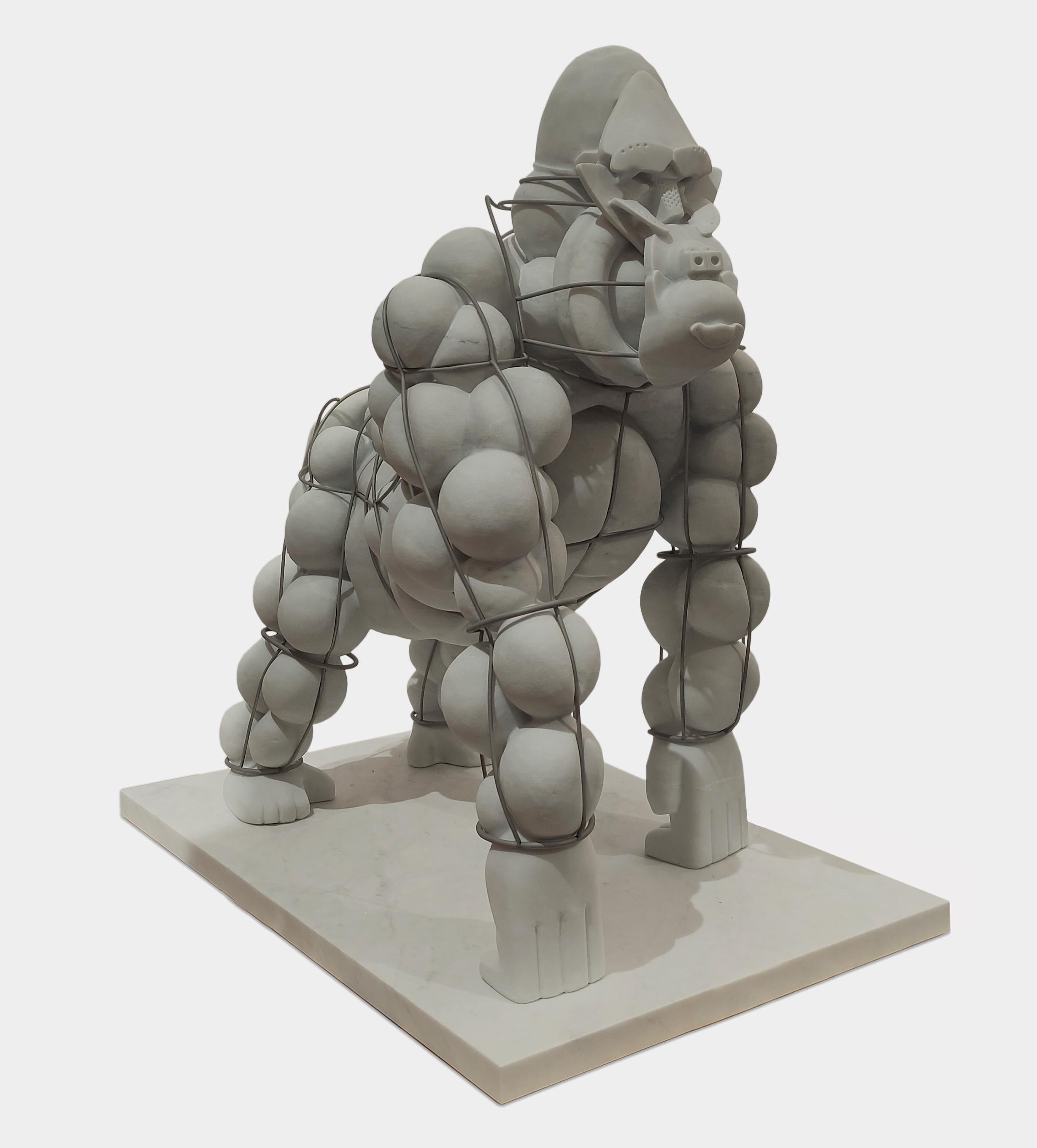 Gorila - 21st Century, Contemporary Sculpture, Figurative, Marble, Iron