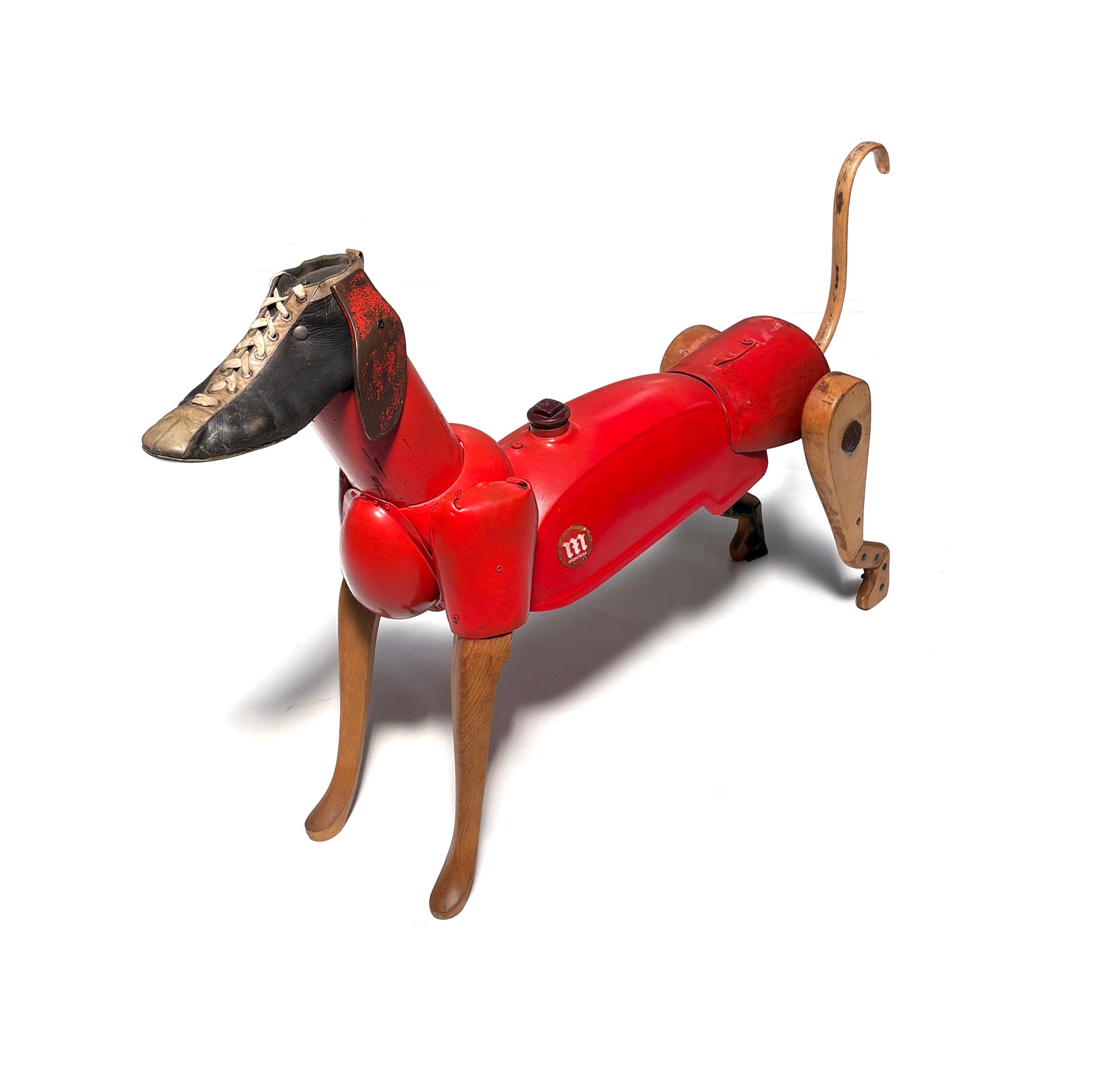 Miquel Aparici Figurative Sculpture - Ziggy - 21st Century, Contemporary Sculpture, Figurative, Recycling