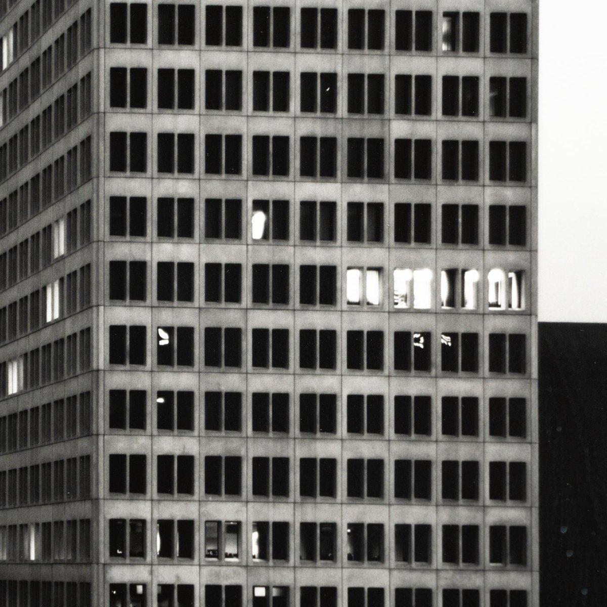Miquel Arnal, Paysage Photographie en noir et blanc signée à la main, encadrée en vente 13