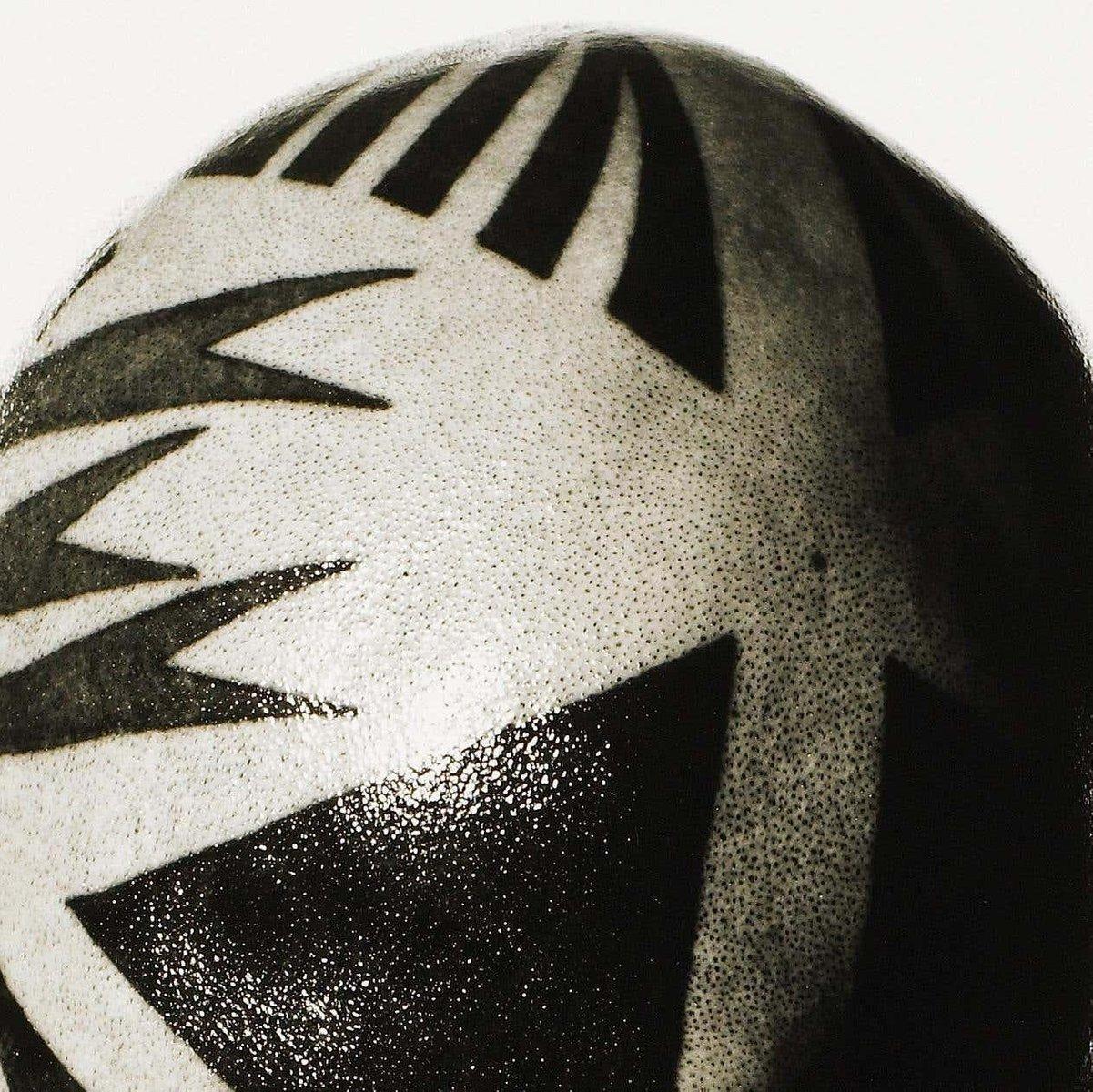 Miquel Arnal, Hombre tatuado, Fotografía en blanco y negro firmada a mano, enmarcada en venta 6