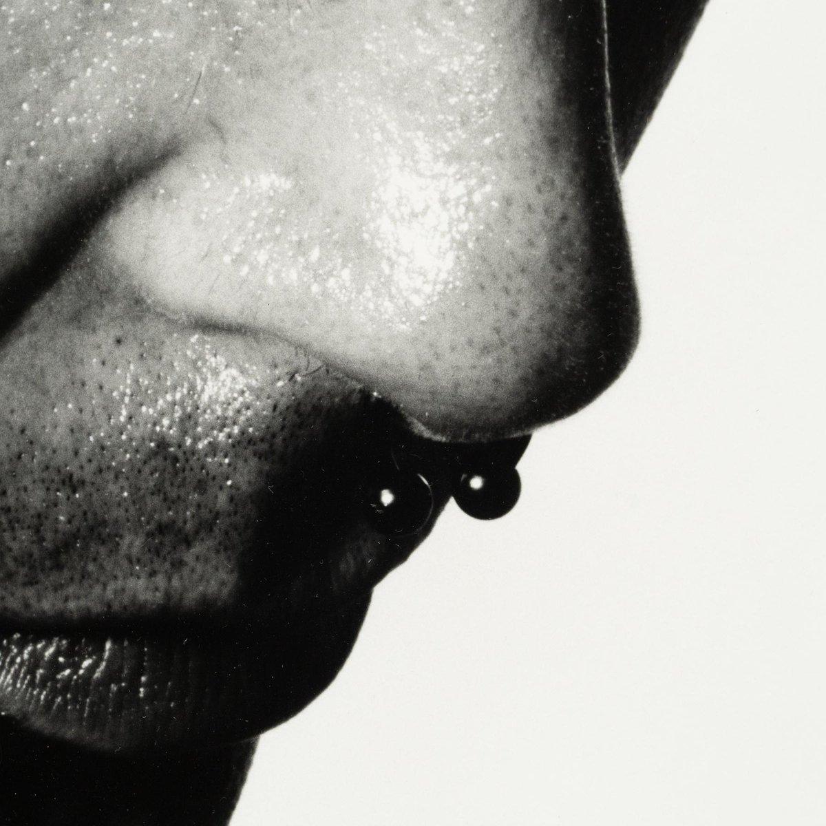 Miquel Arnal, Hombre tatuado, Fotografía en blanco y negro firmada a mano, enmarcada en venta 10