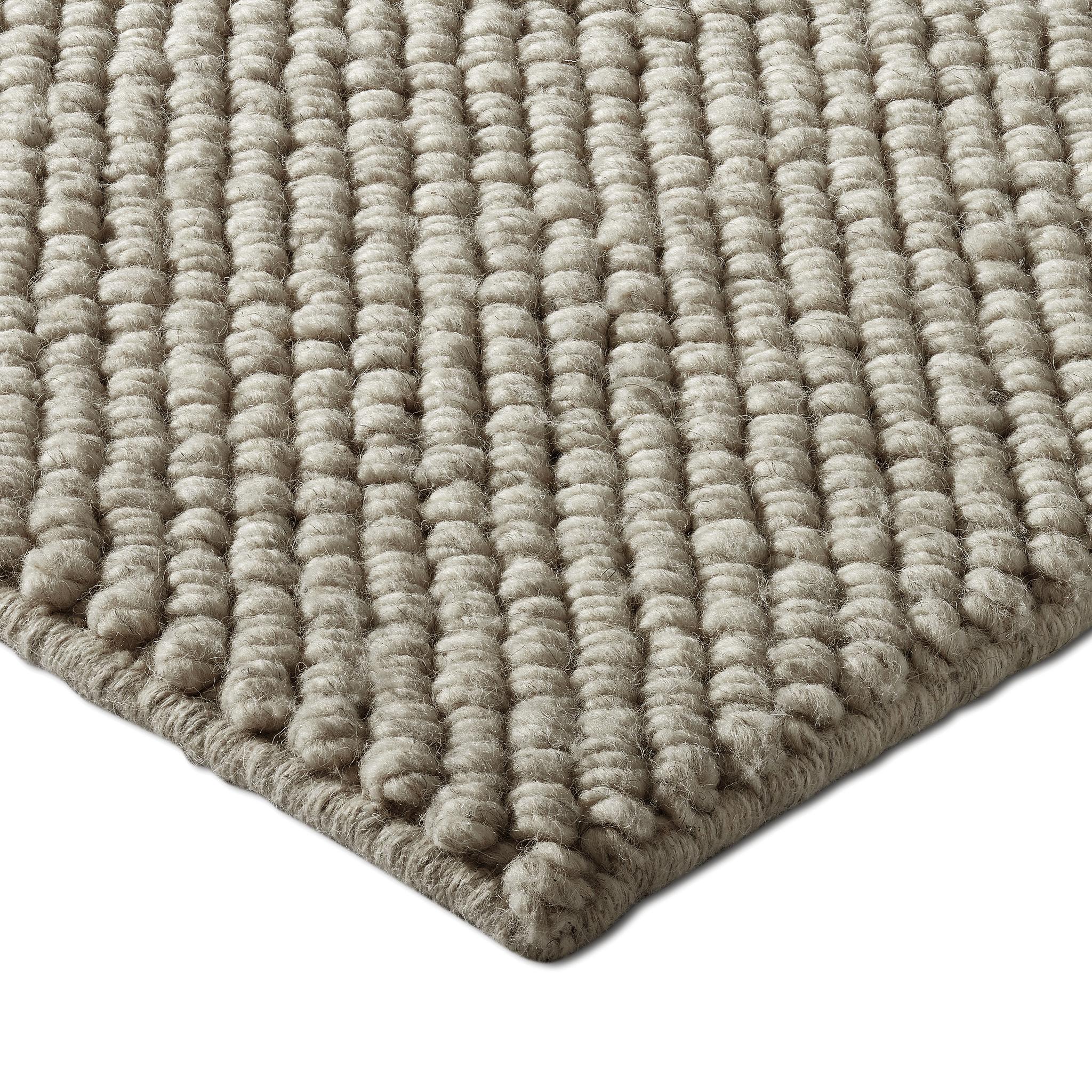 Mira 6x9ft, tappeto di lusso in lana grigia con disegno a pompon e tessuto a mano in vendita 1