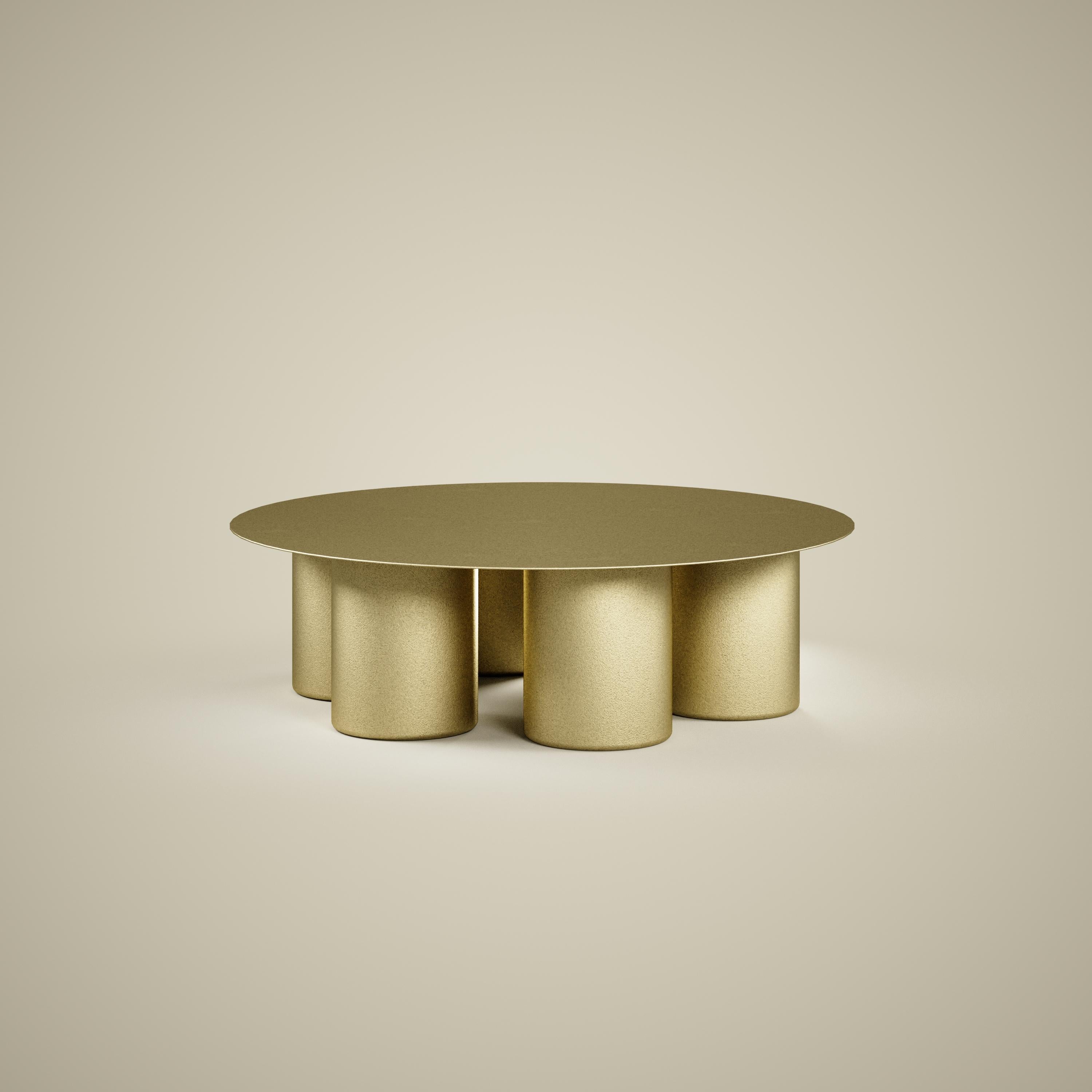 High end round Stainless steel coffee table designed by Vincent Mazenauer. The table can be lacquered in all colors (white, black, grey, gold, yellow, red, yellow, blue, etc). 
That table came from the Element coffee table collection by Vincent