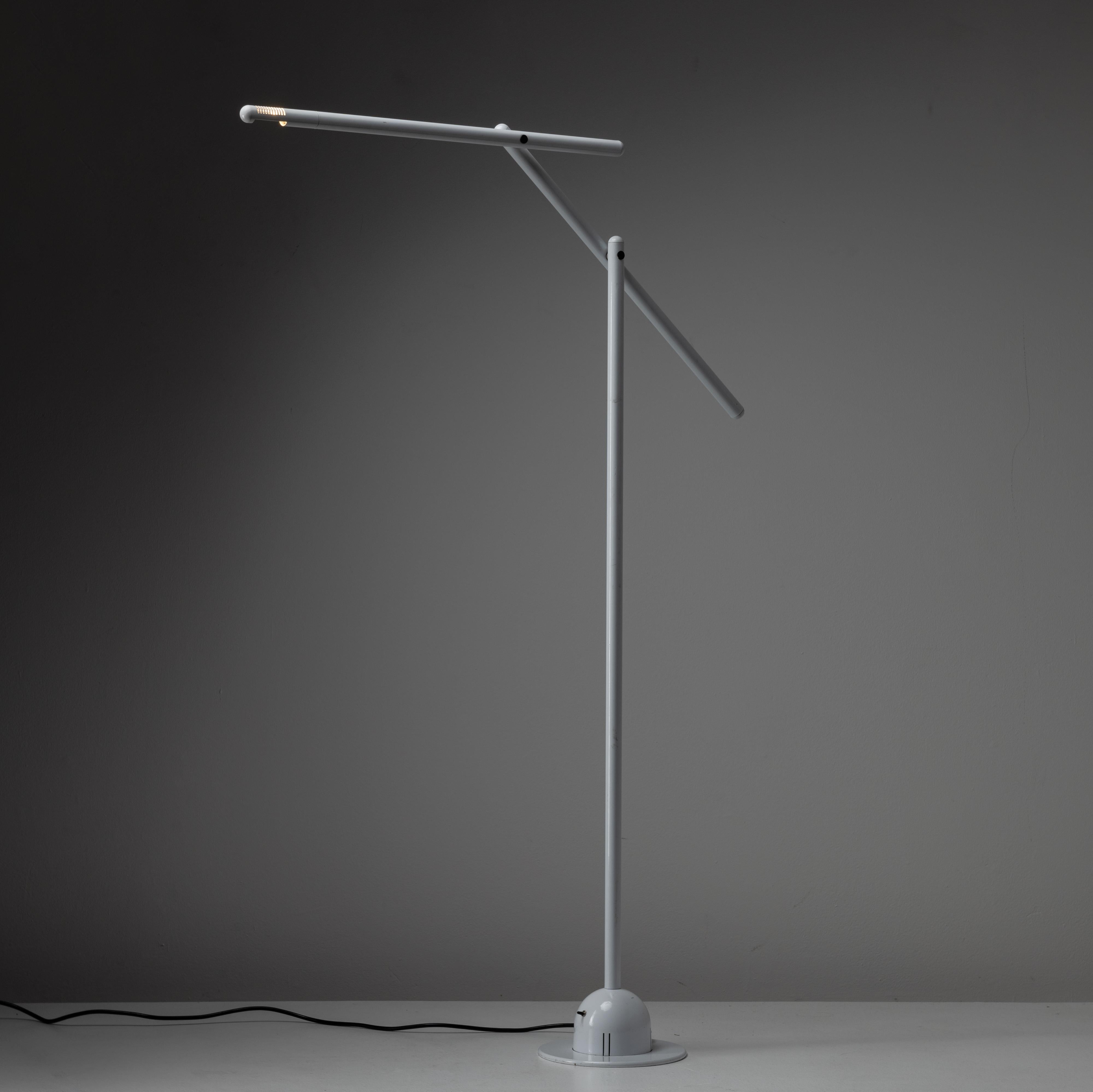 'Mira' Floor Lamp by Mario Arnaboldi for Programmaluce Italy. Designed and manufactured in Italy, in 1983. Mechanical post modern tube floor lamp. Each tube section can be maneuvered to different positions allowing for a vast number of positions.