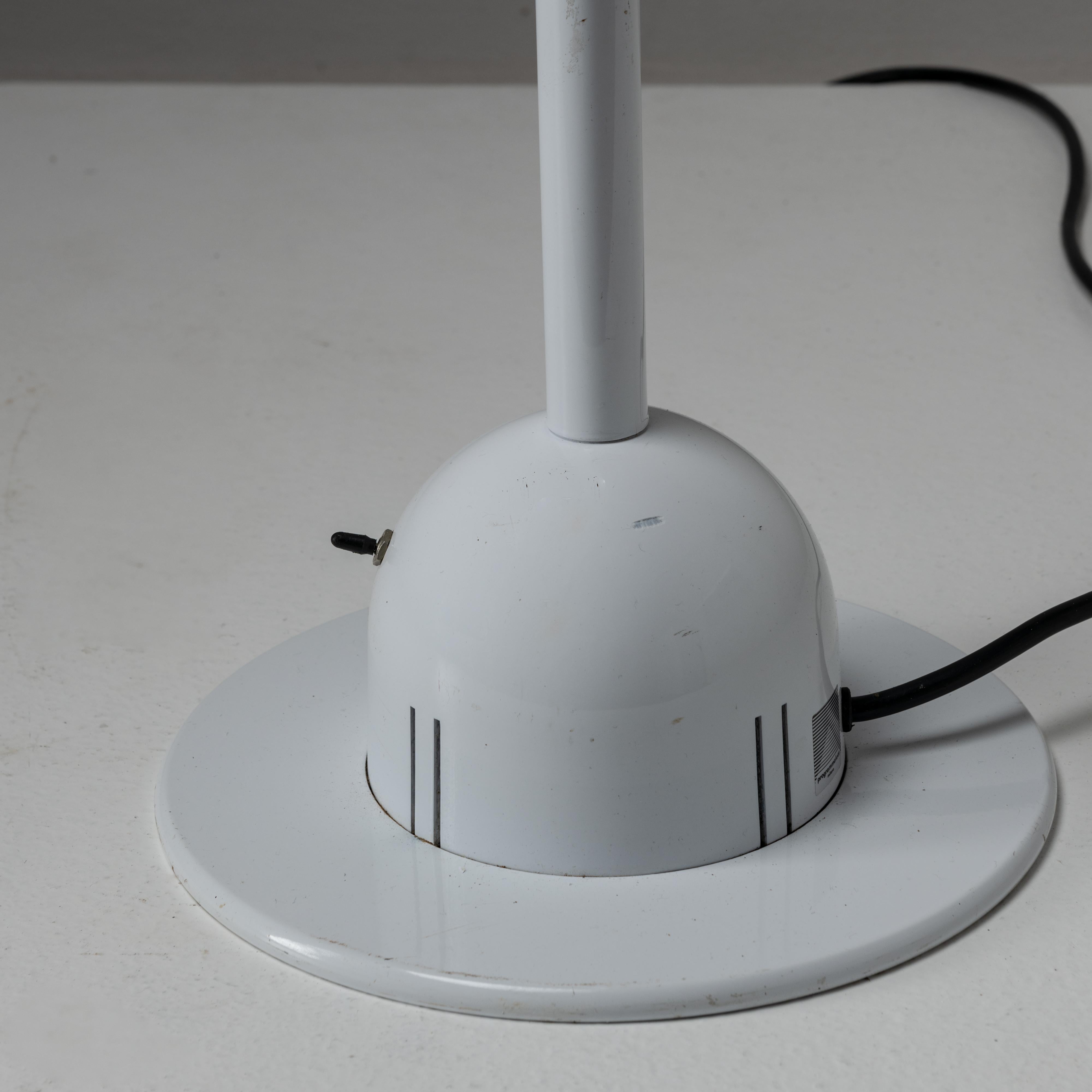 Stehlampe „Mira“ von Mario Arnaboldi für Programmaluce, Italien (Aluminium) im Angebot