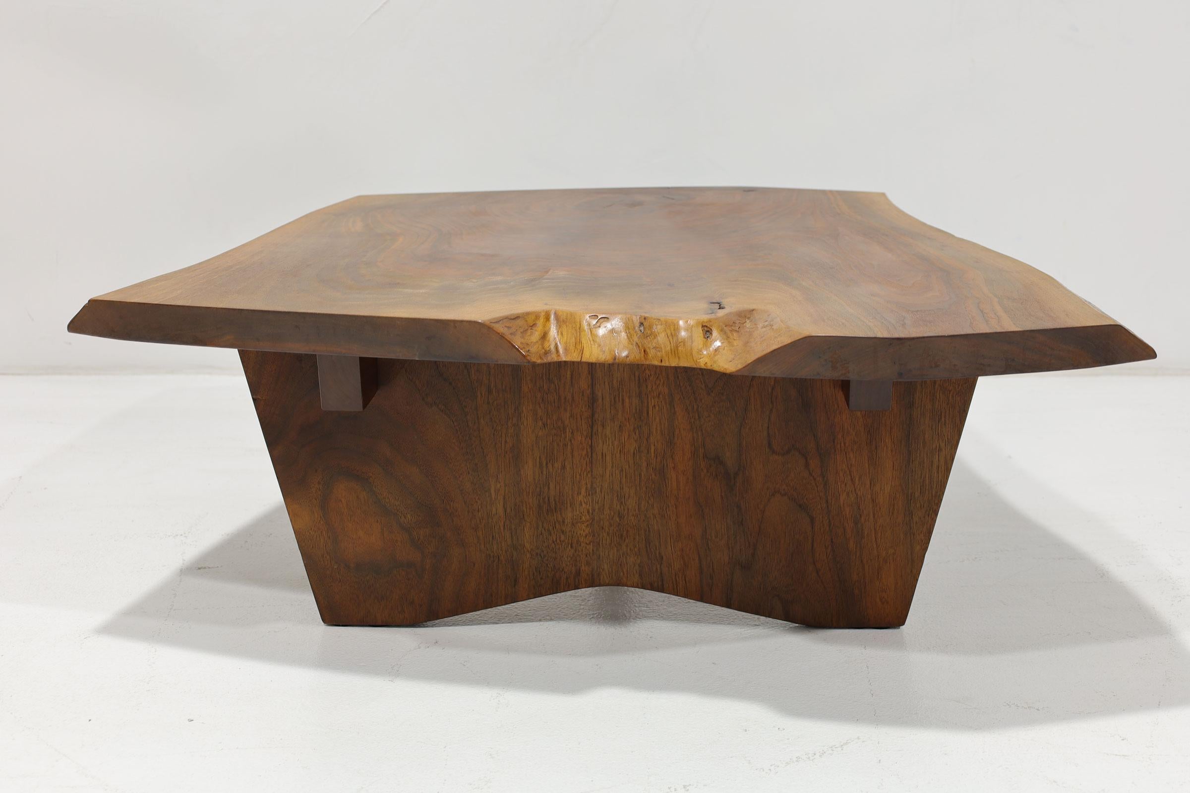 Mira Nakashima Conoid Slab Cocktail Table in Black Walnut and Rosewood, Signed For Sale 4