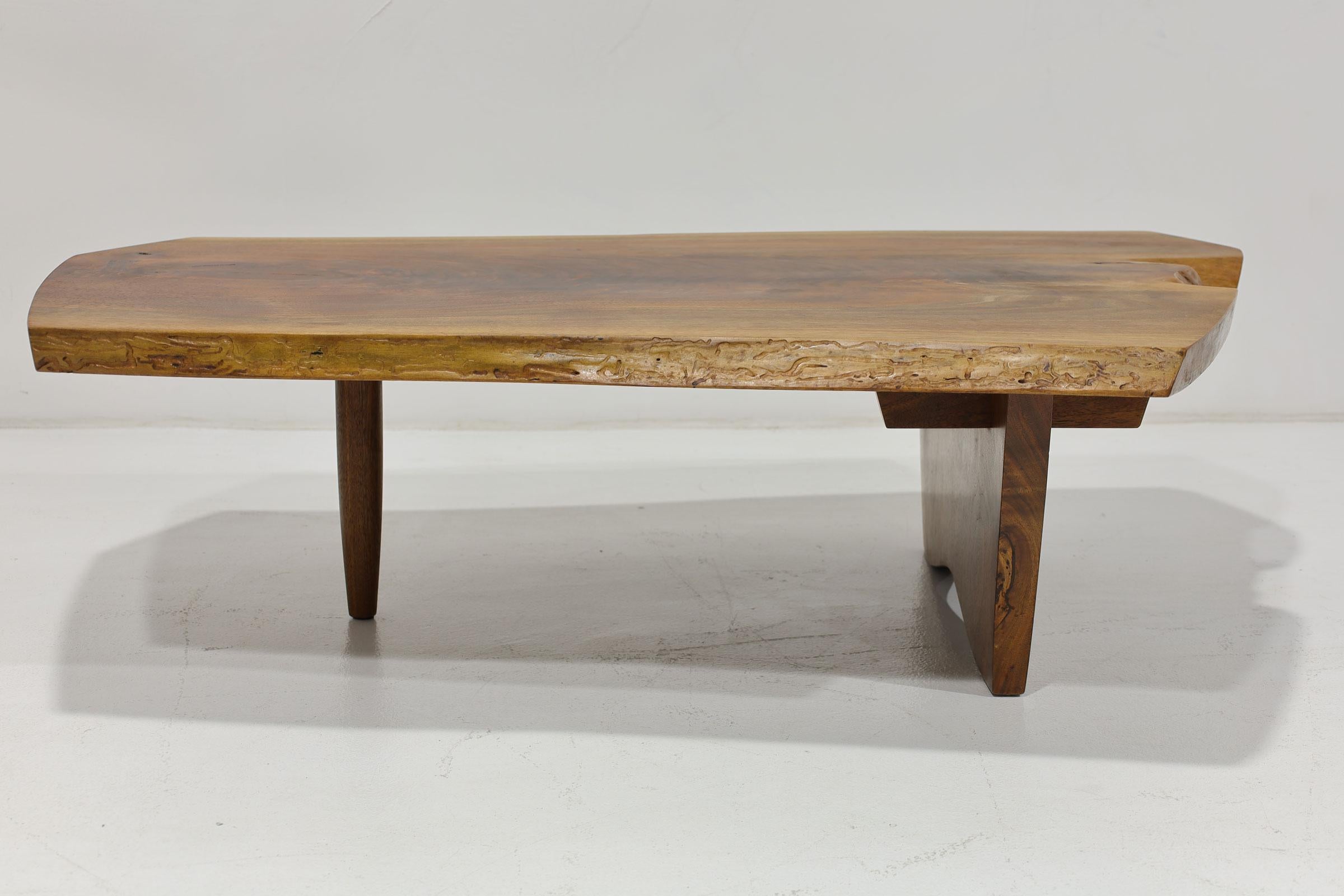 Mid-Century Modern Mira Nakashima Conoid Slab Cocktail Table in Black Walnut and Rosewood, Signed For Sale