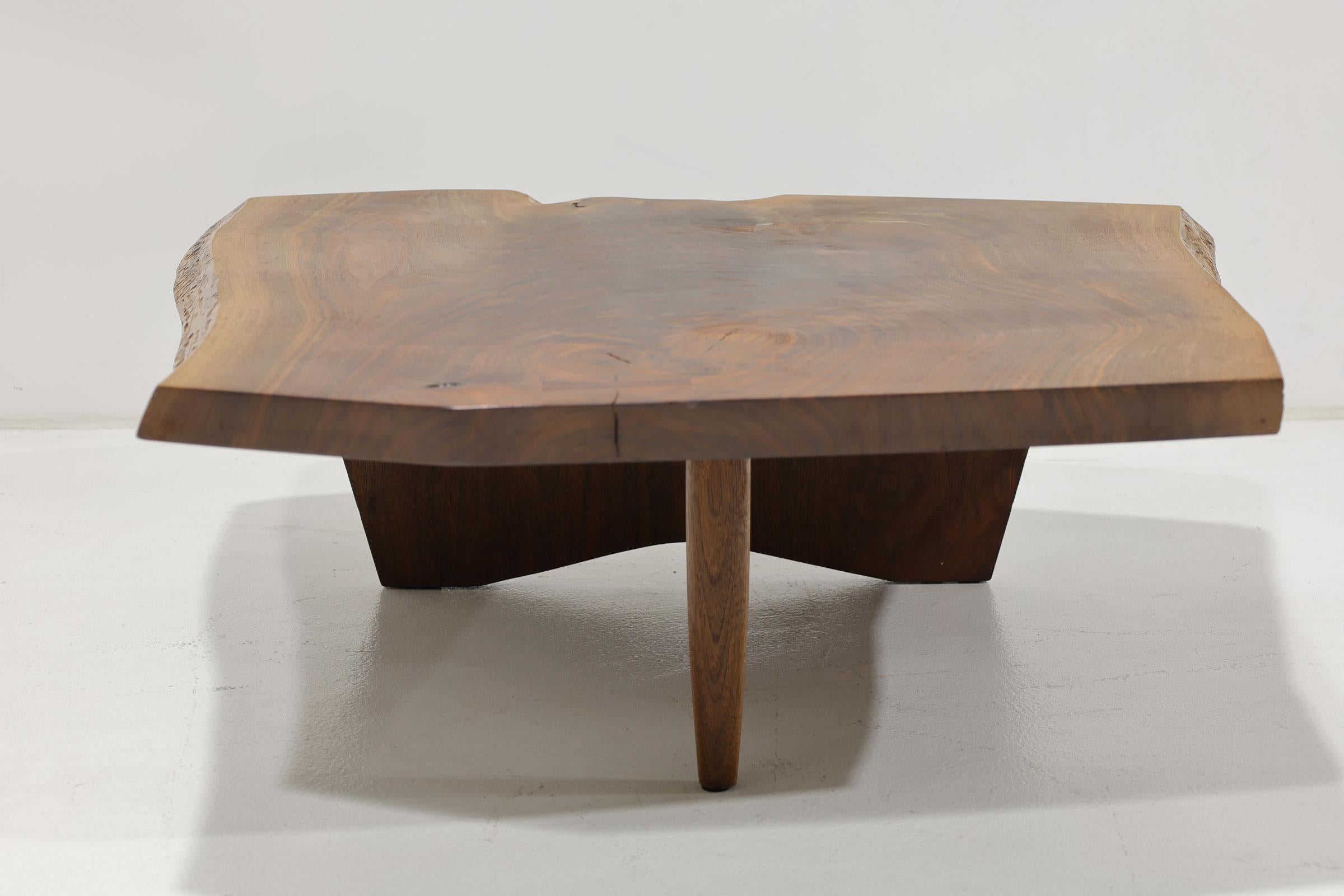 Mira Nakashima Conoid Slab Cocktail Table in Black Walnut and Rosewood, Signed For Sale 3