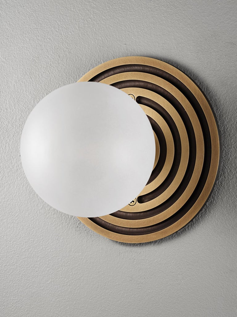 Mira Round Wall Sconce in Natural Brass and Blown Glass by Blueprint Lighting In New Condition For Sale In New York, NY