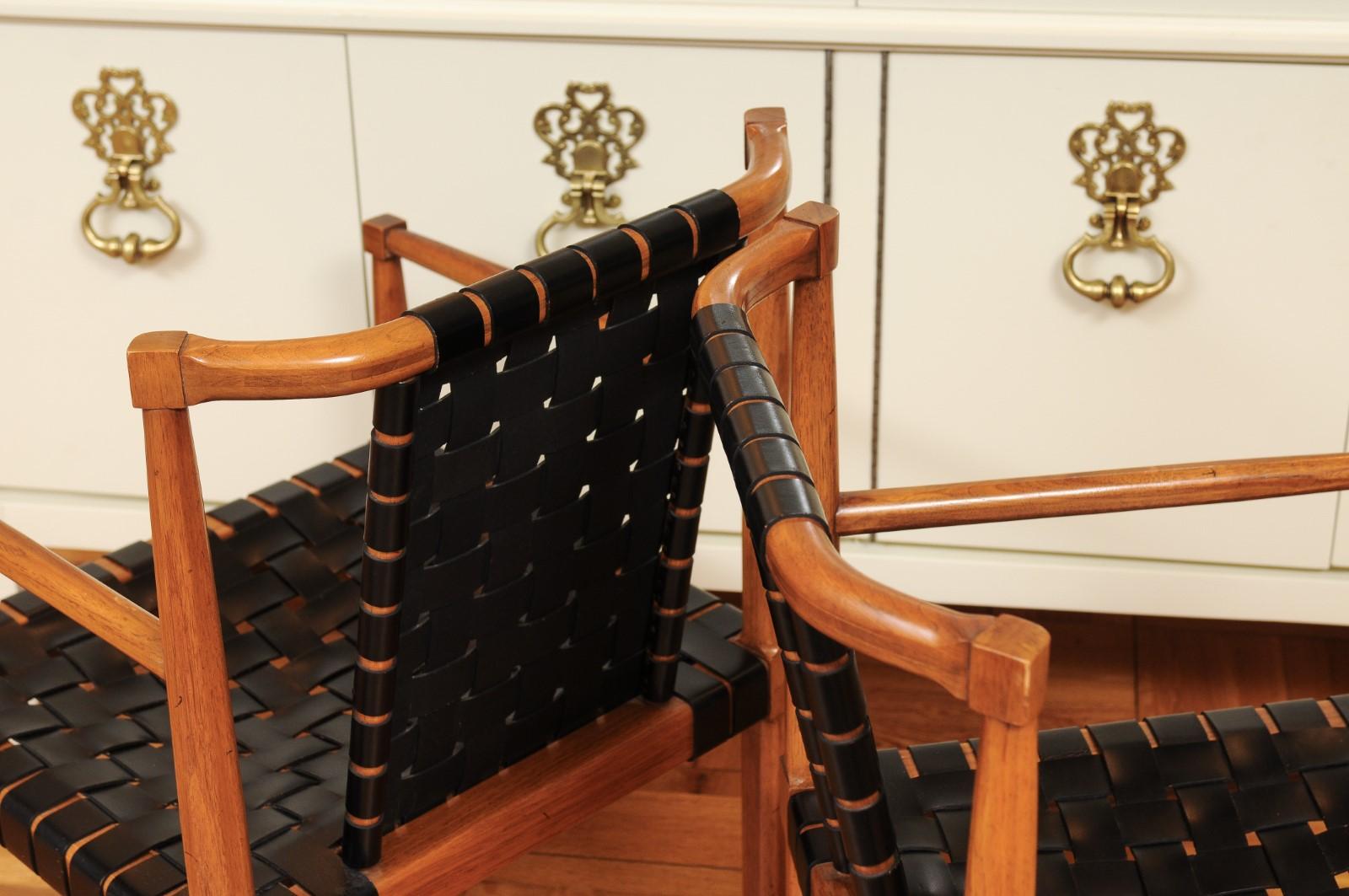 Miraculous ALL ARM Set of 12 Walnut Danish Style Chairs by Tomlinson, c 1958 en vente 11