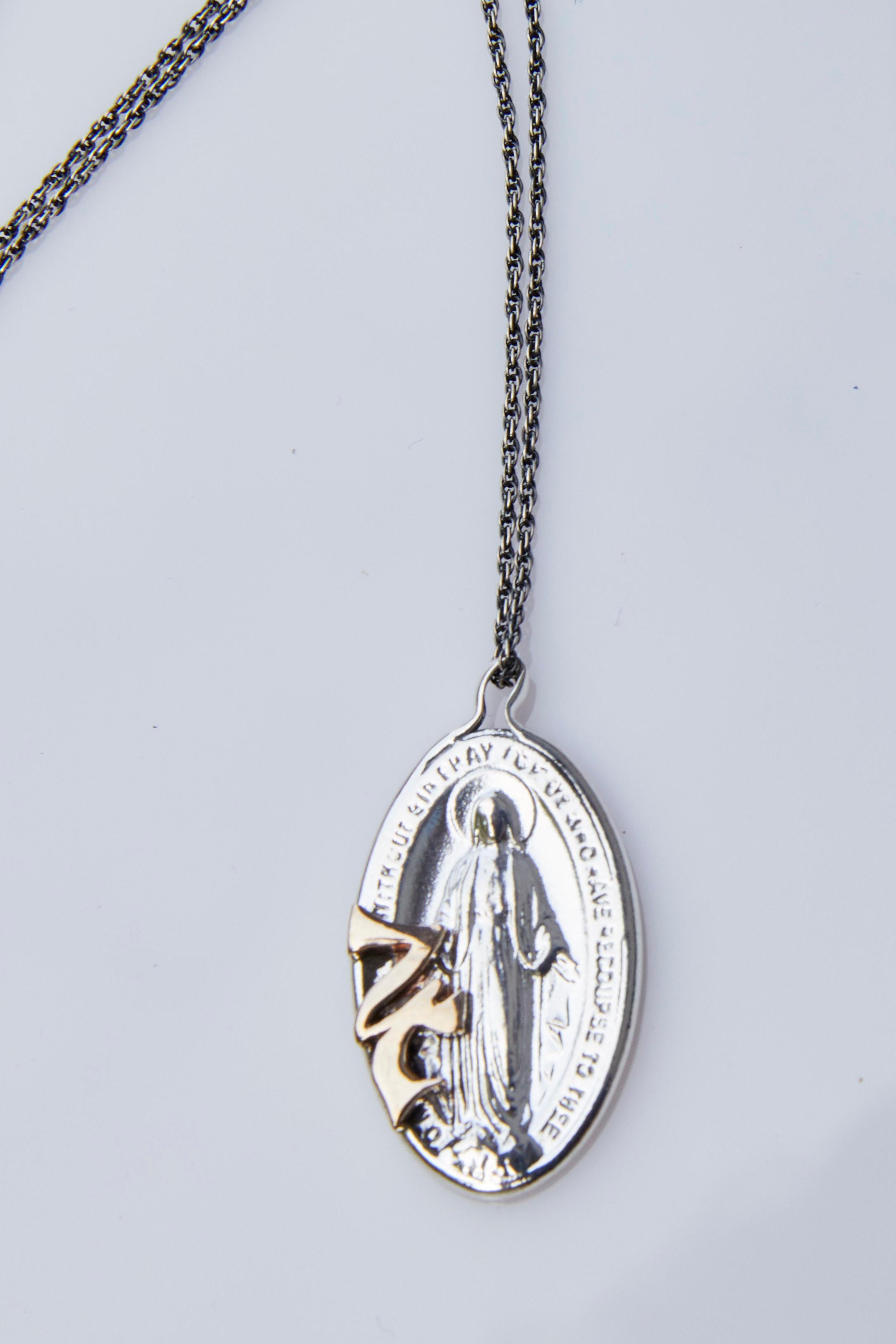 Round Cut Virgin Mary Medal Oval Jupiter Necklace Gold Silver J Dauphin For Sale