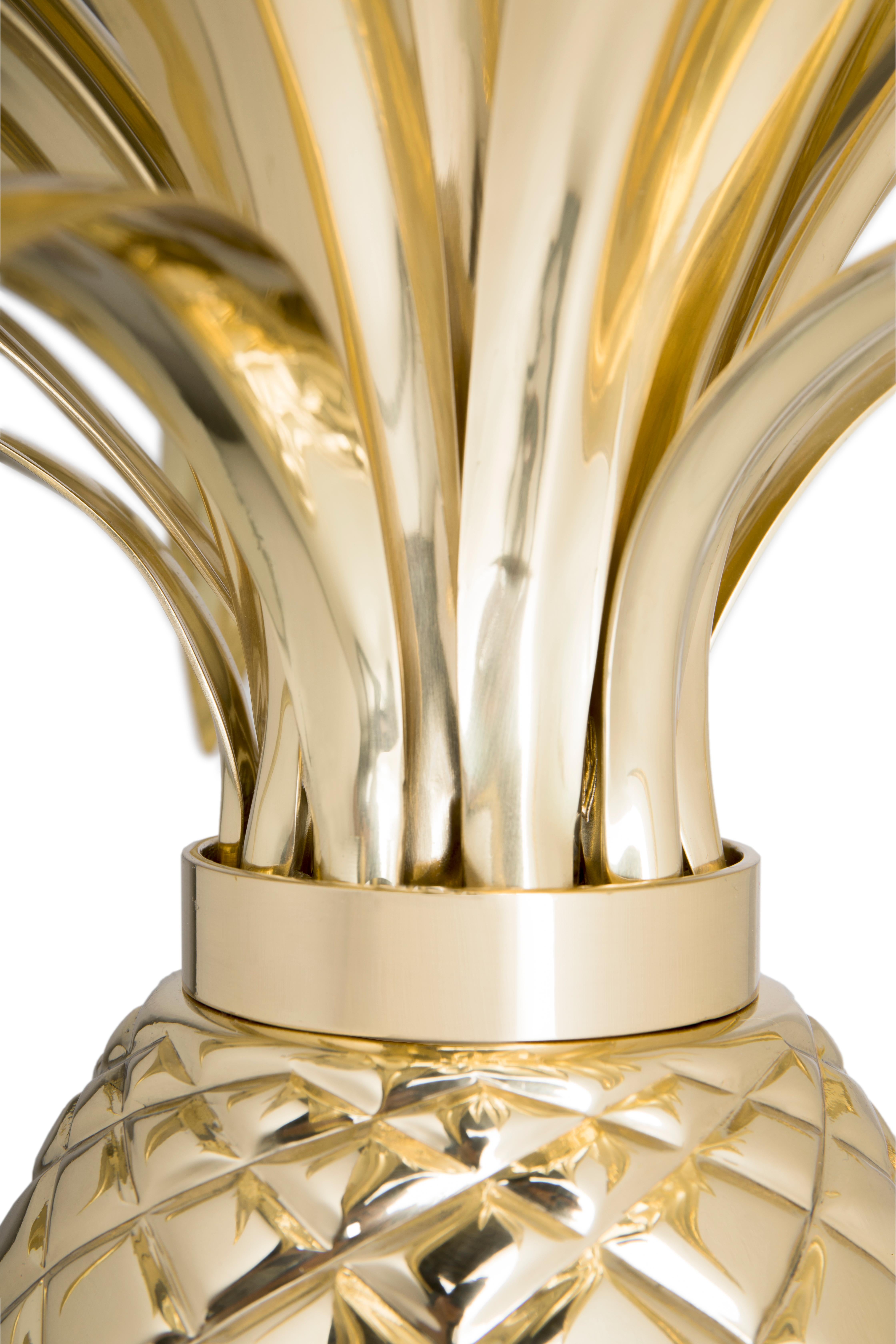 Portuguese Miranda Pineapple Table Lamp in Brass For Sale