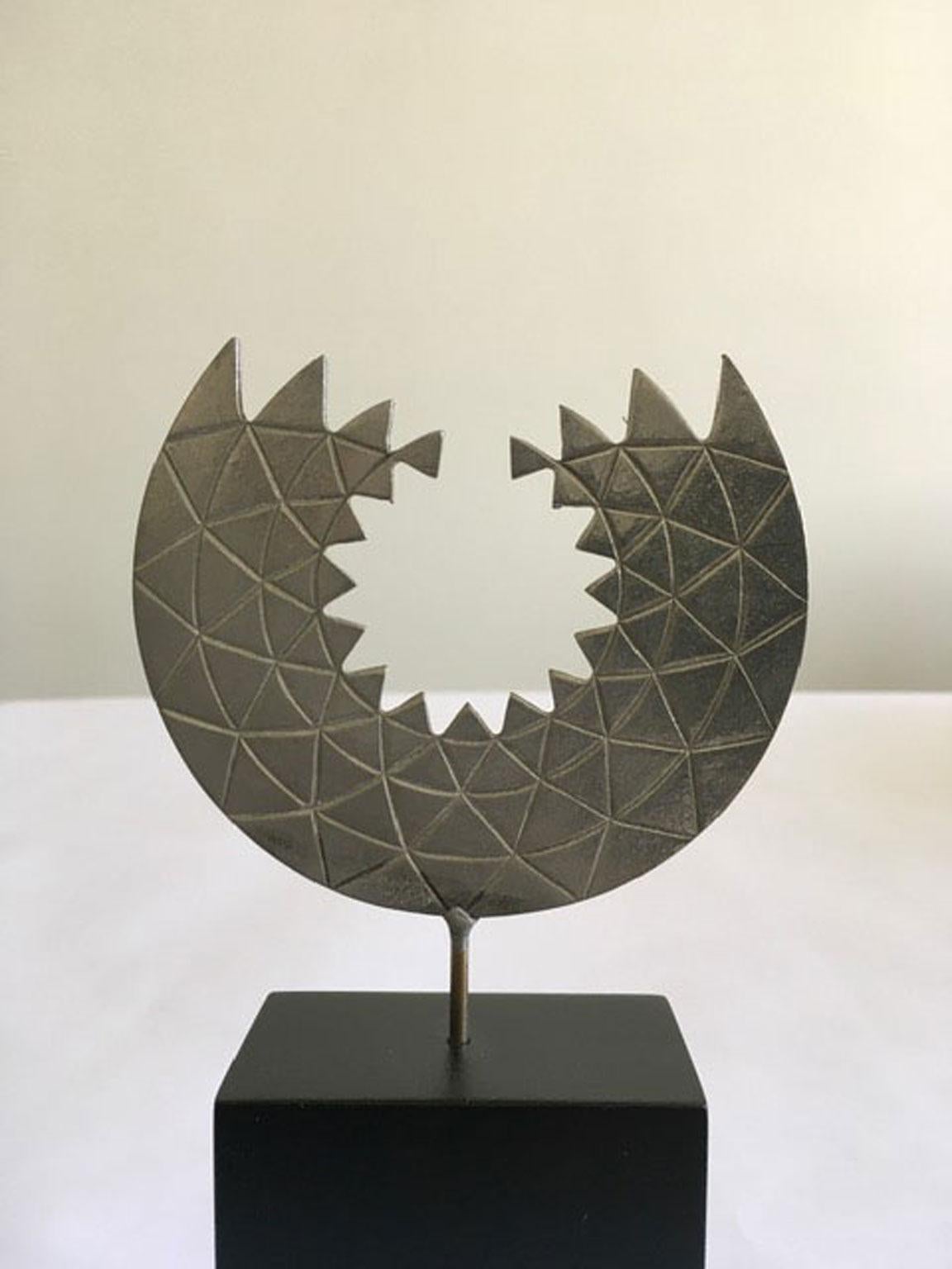 Sculpture abstraite italienne postmoderne Mirella Forlivesi en étain, 1986 en vente 1