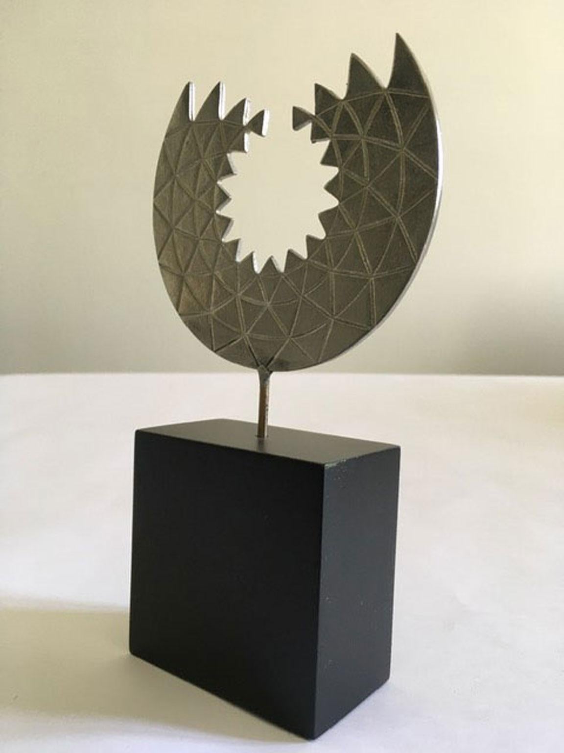 Sculpture abstraite italienne postmoderne Mirella Forlivesi en étain, 1986 en vente 2