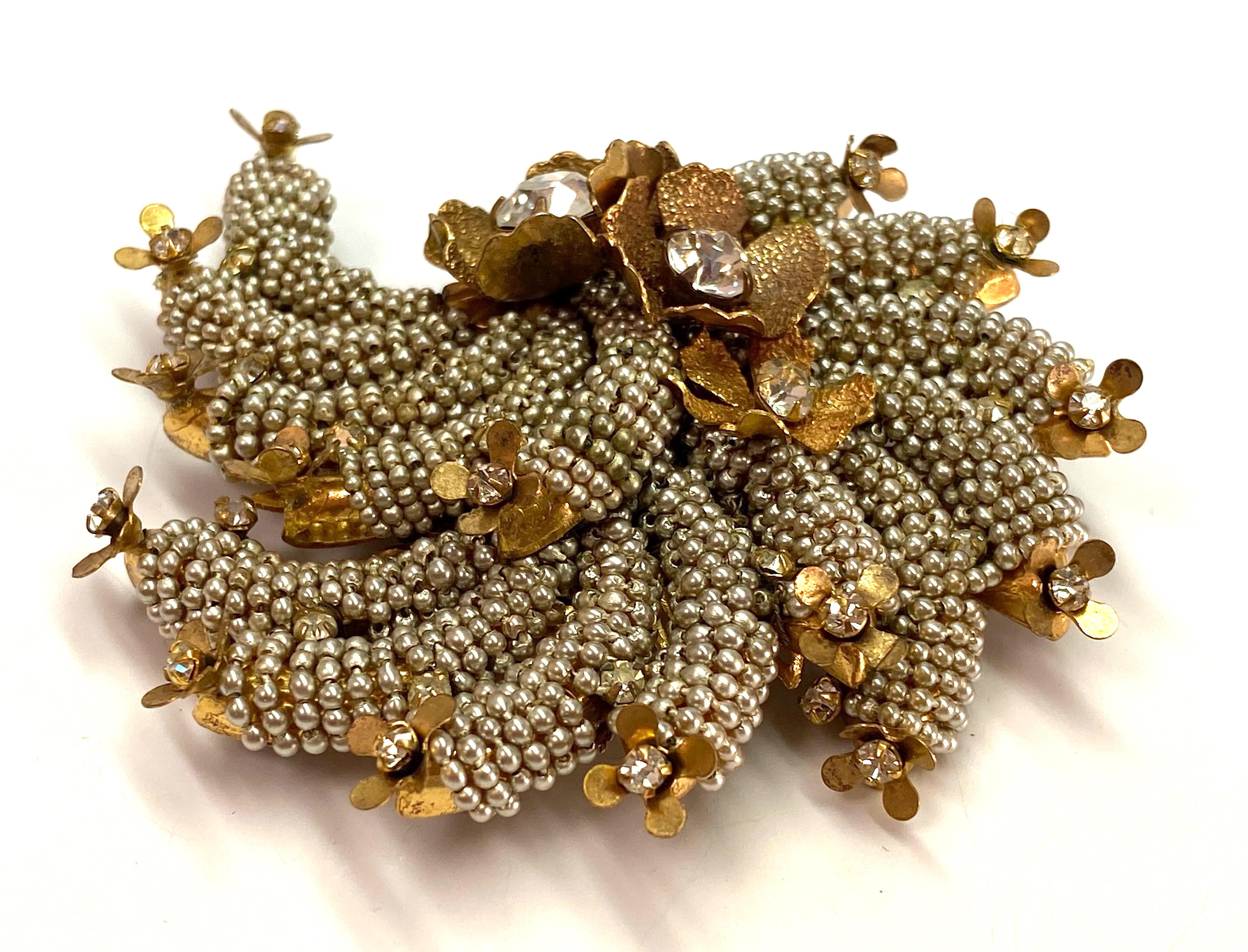 Miriam Haskell 1940s Large Spiral Seed Pearl & Rhinestone Floral Brooch 3