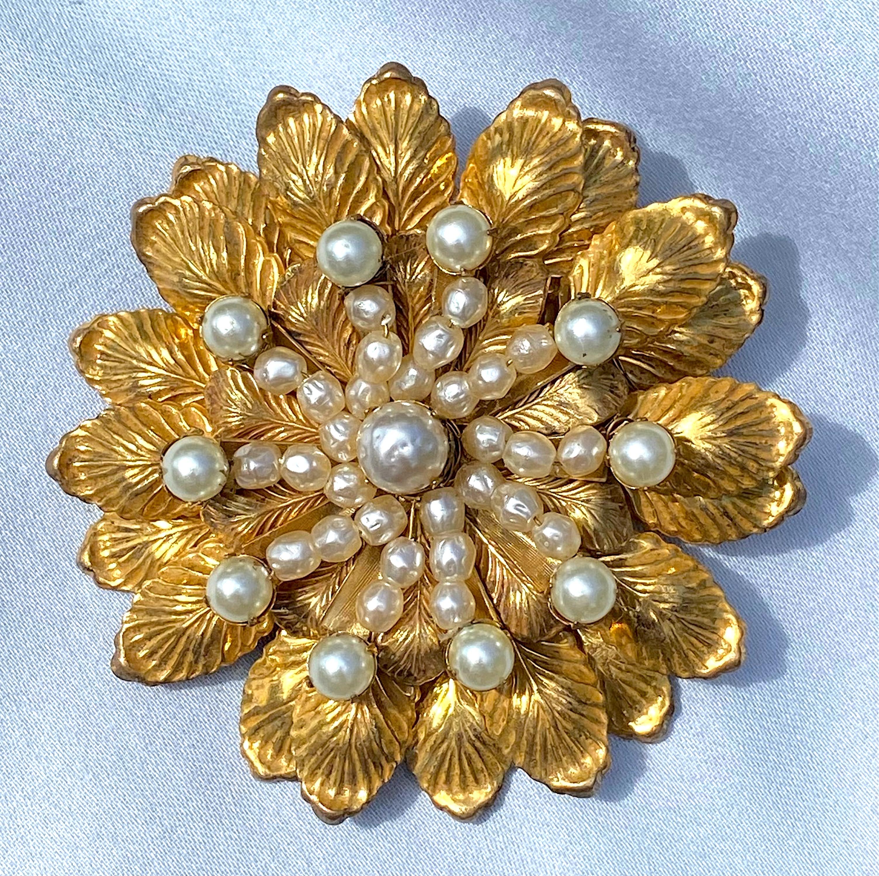 Miriam Haskell 1950s Large Gold Flower with Pearls Flower Brooch In Good Condition In New York, NY