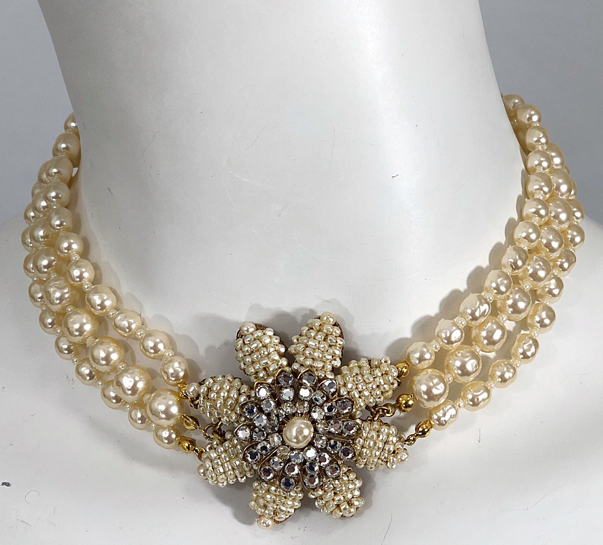 Donna Miriam Haskell 1950, collana girocollo con strass e perle d'acqua dolce a triplo filo in vendita