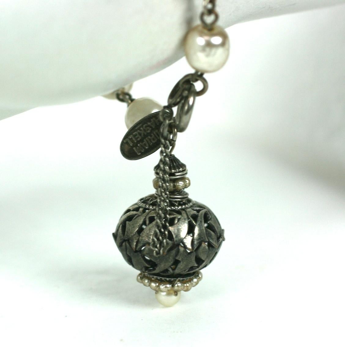 Miriam Haskell Bracelet à boutons baroque en perles et filigrane d'argent doré en vente 3
